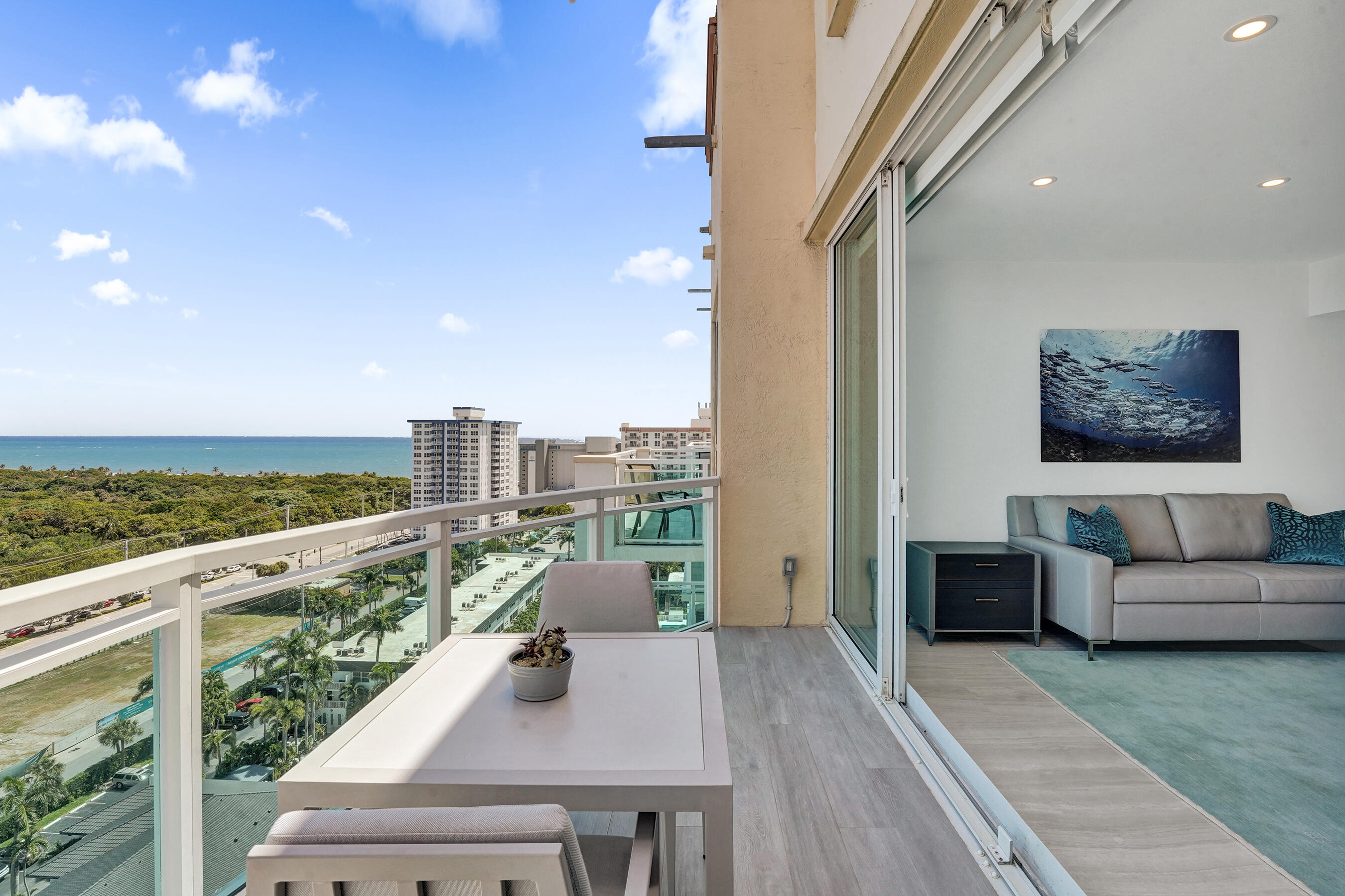 2845 NE 9th Street Ph5