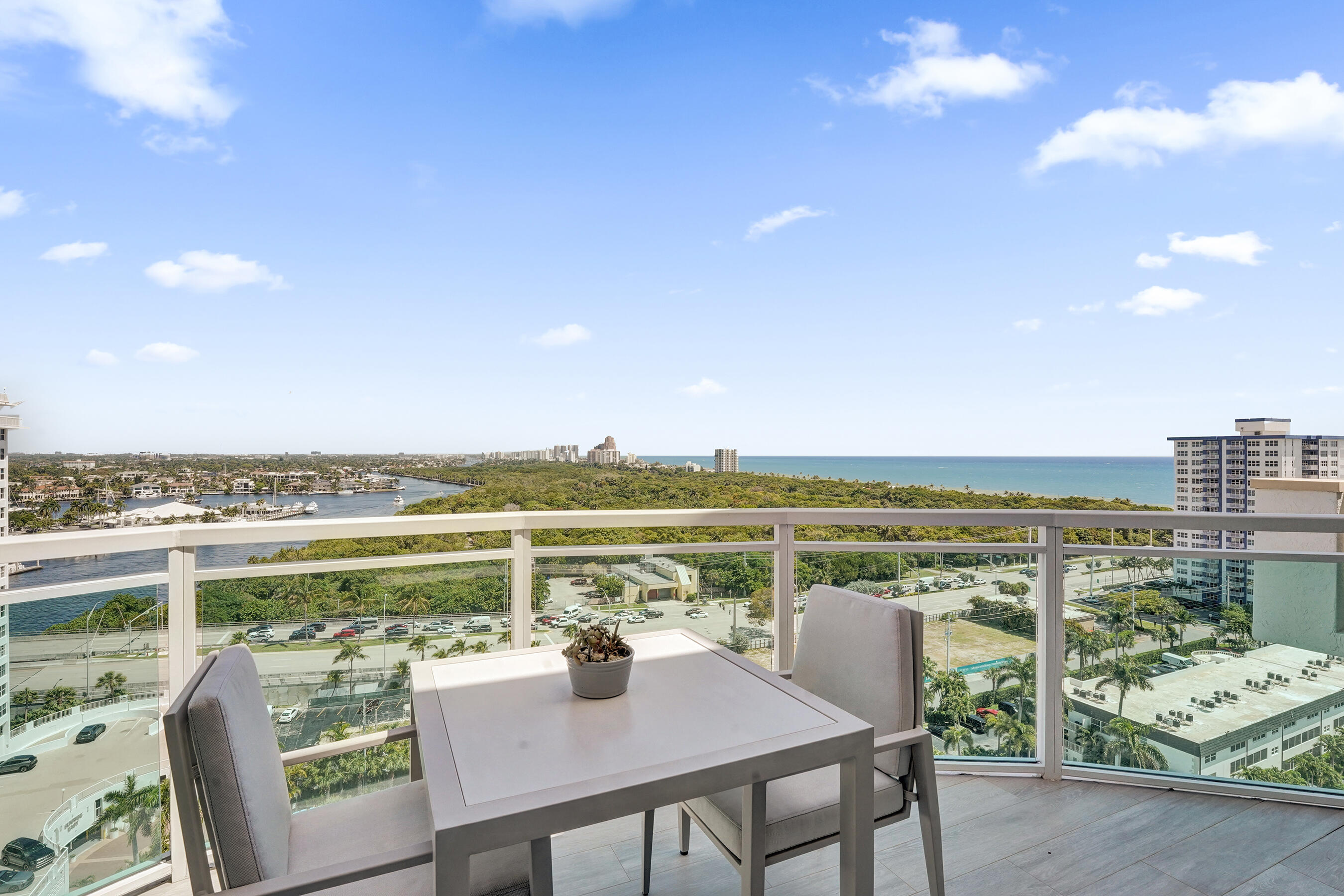 2845 NE 9th Street Ph5