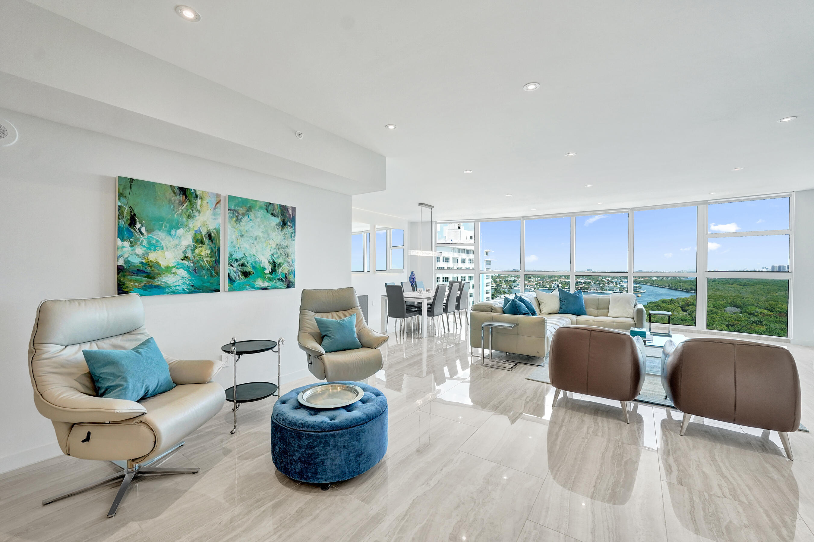 2845 NE 9th Street Ph5