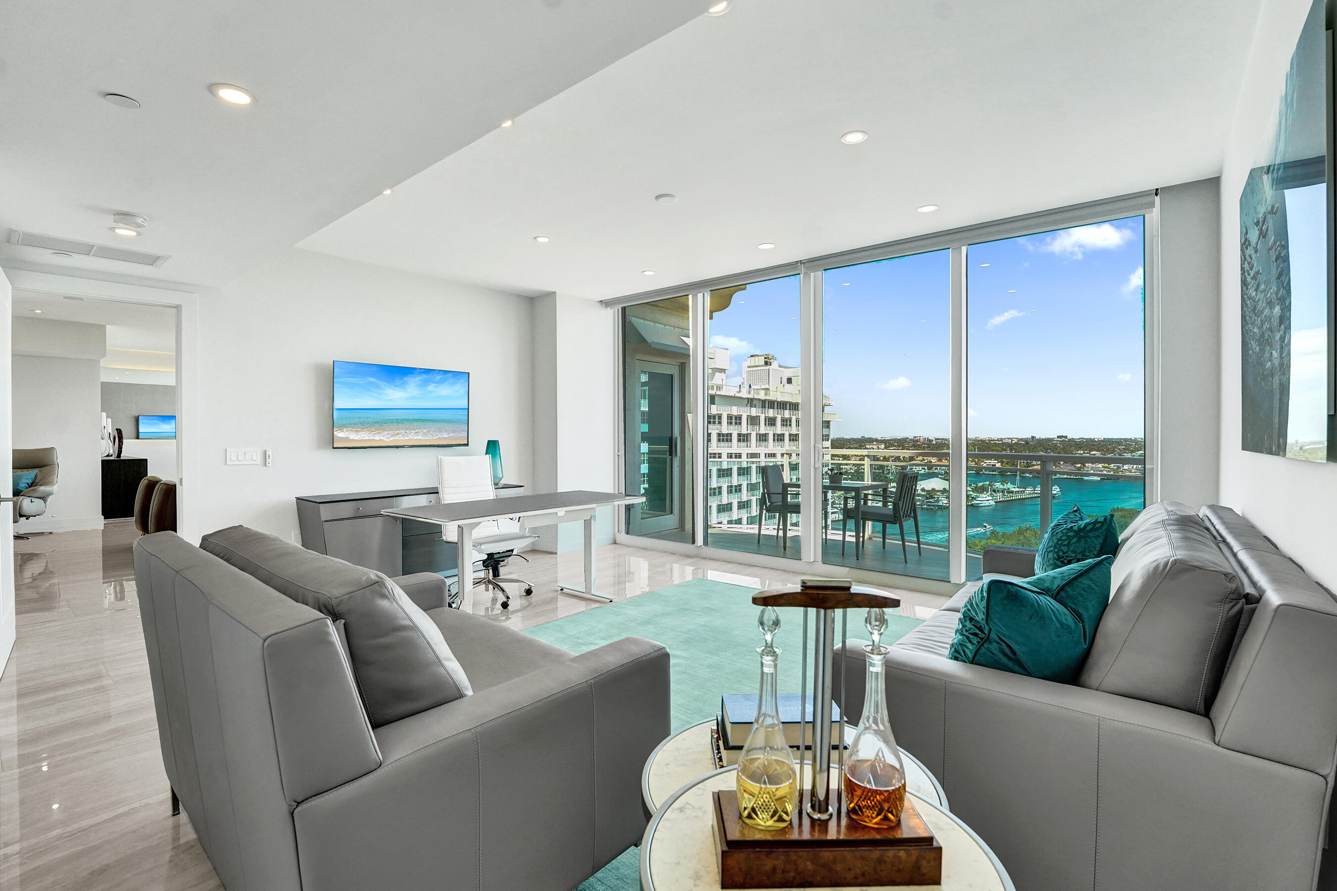 2845 NE 9th Street Ph5