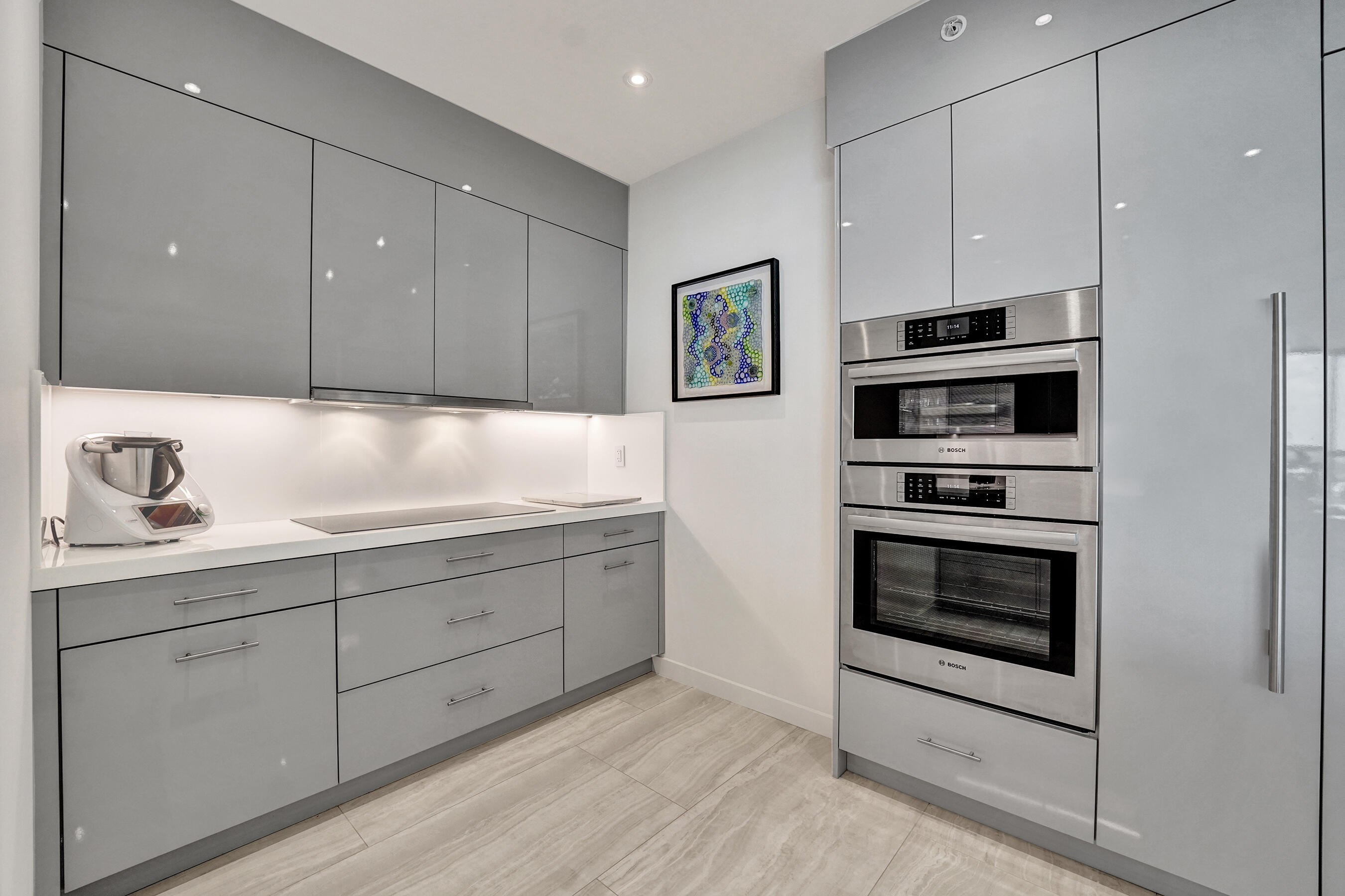 2845 NE 9th Street Ph5