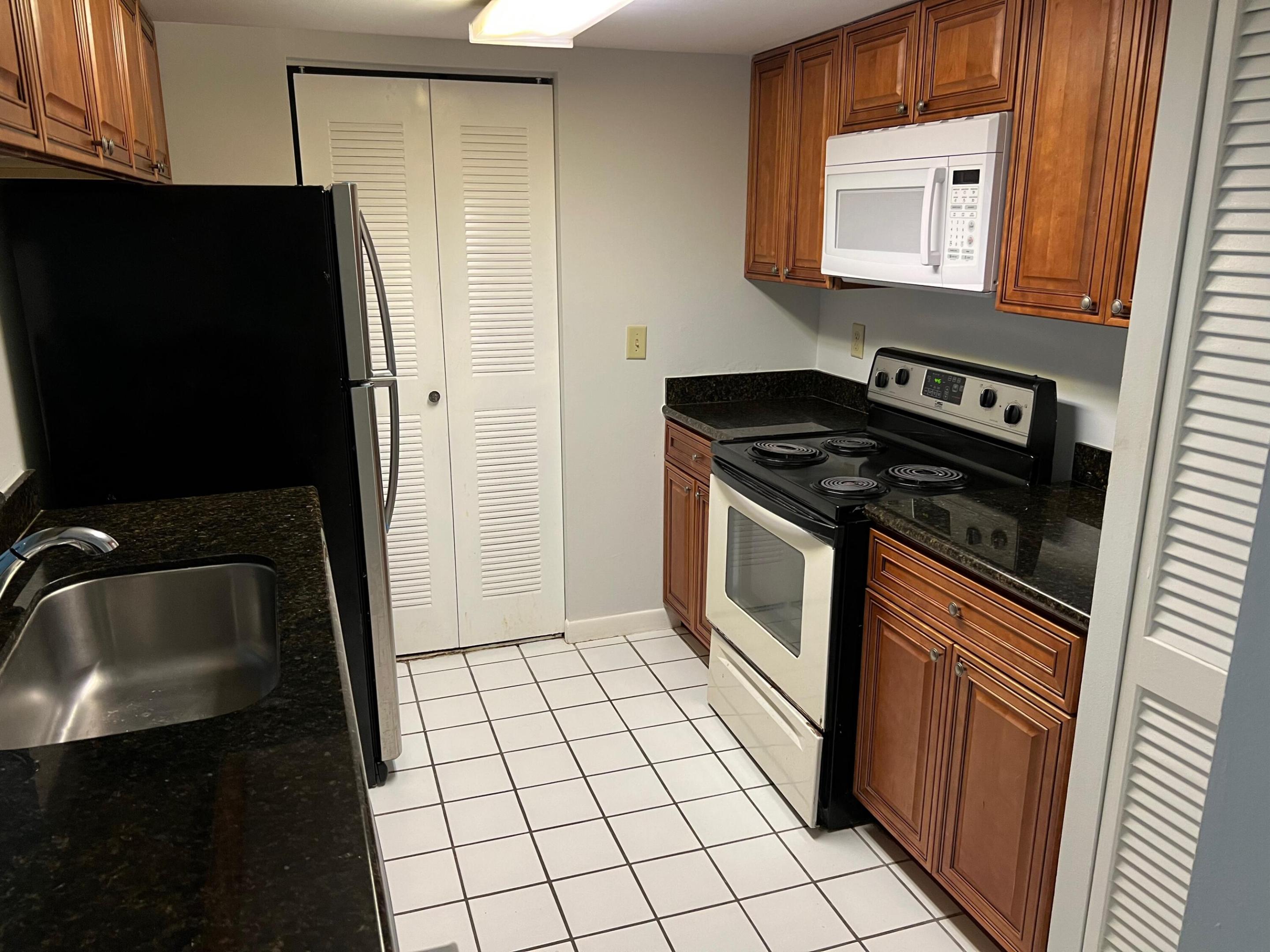 9901 Westview Drive 314