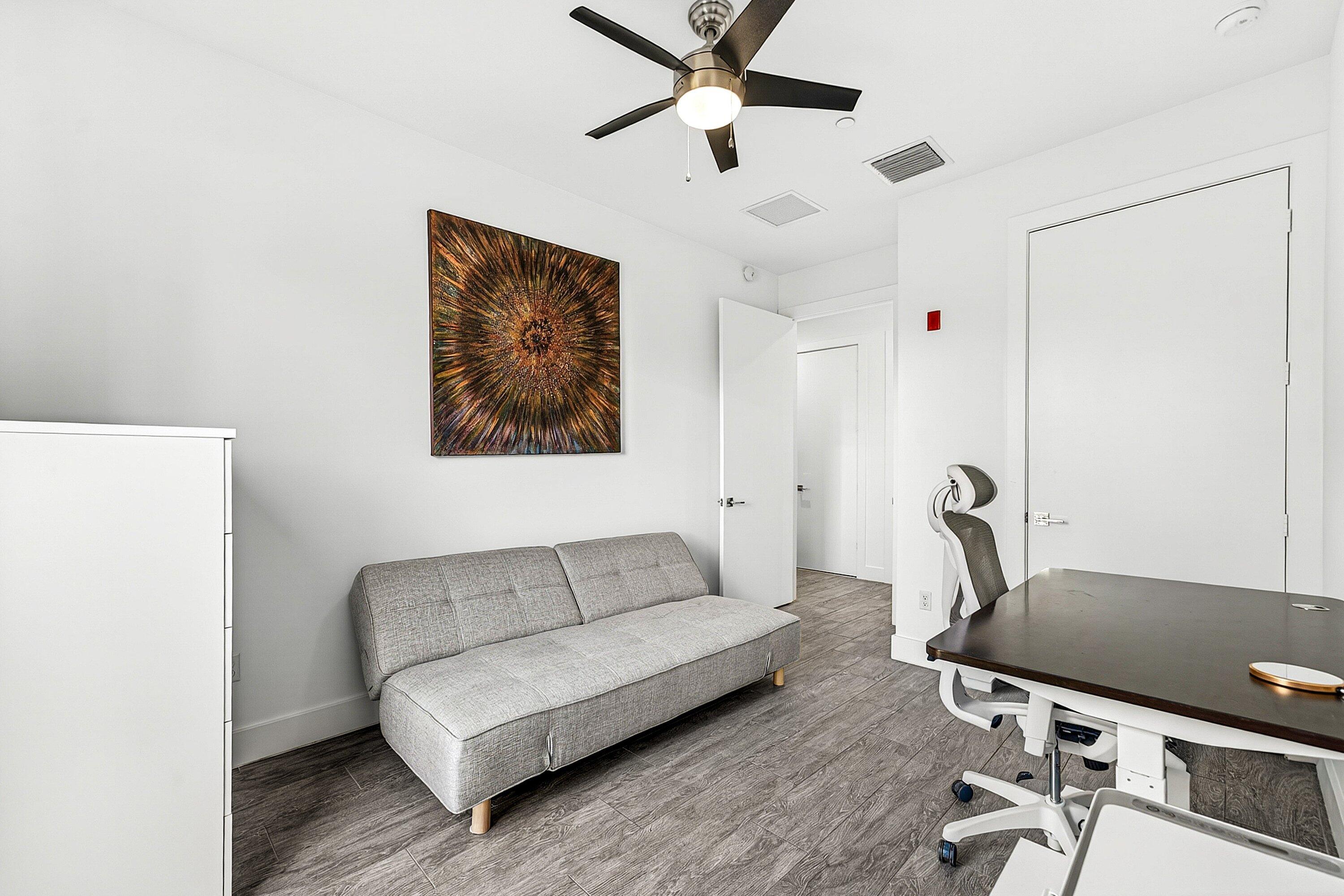 1034 NE 18th Avenue 102