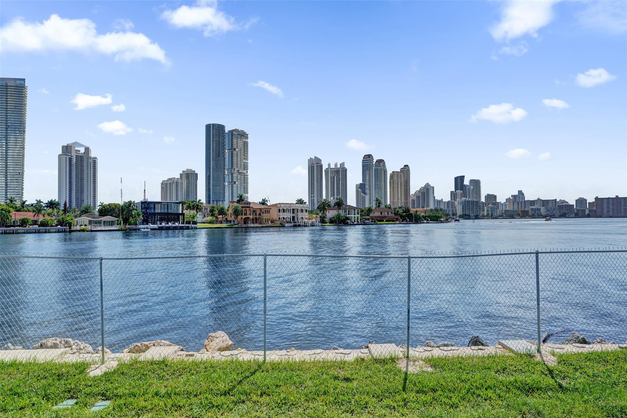 19101 NE 36th Court 1709