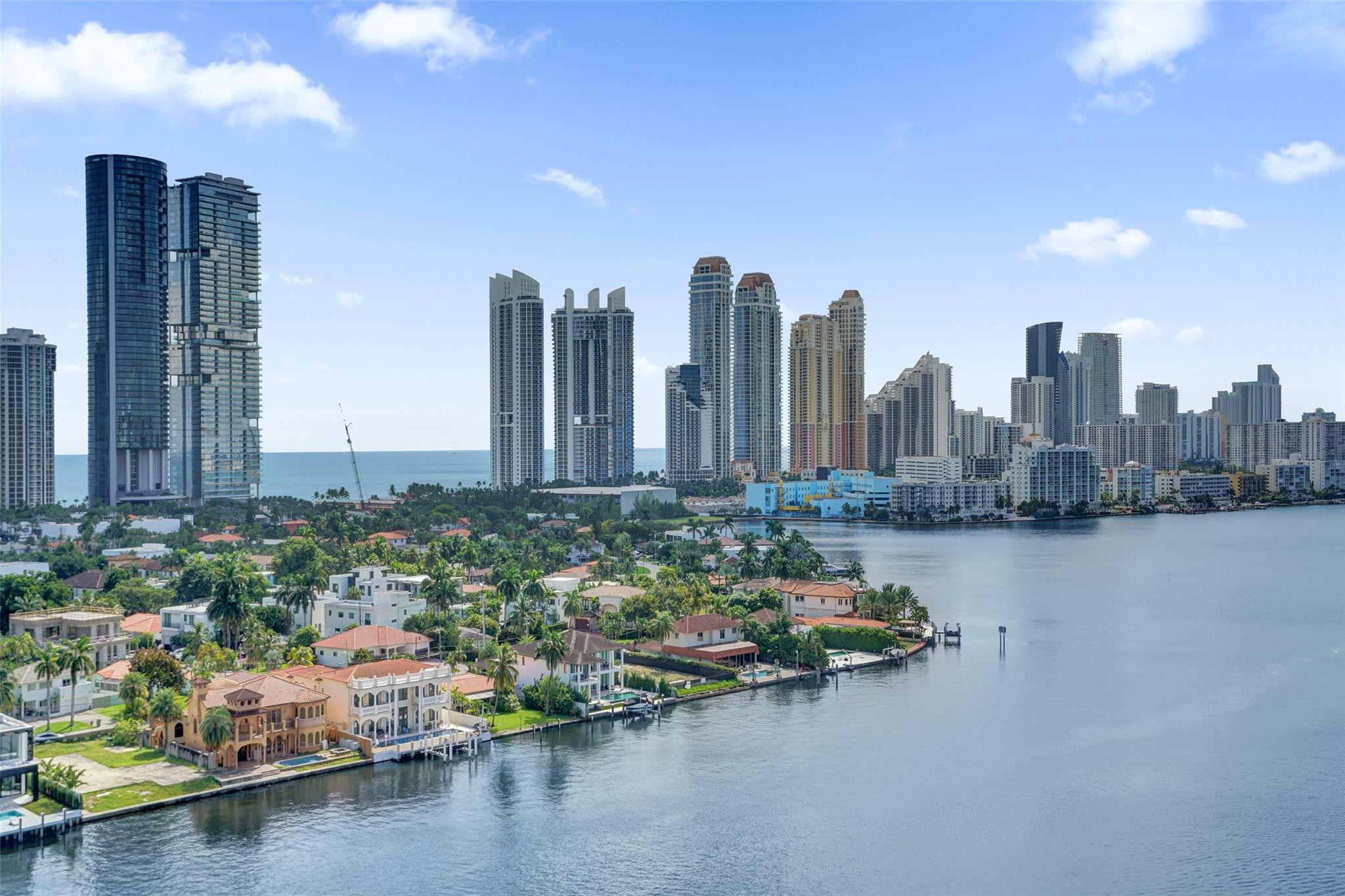 19101 NE 36th Court 1709