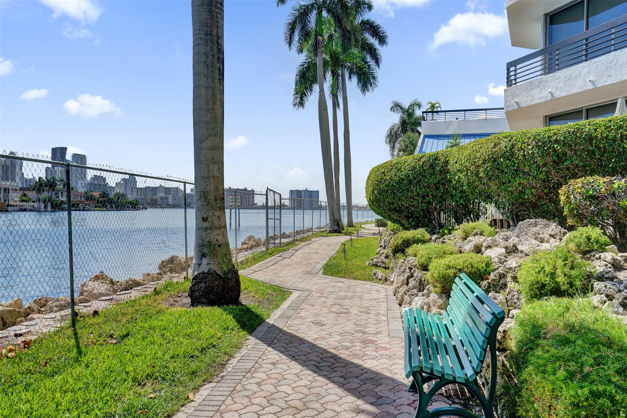 19101 NE 36th Court 1709