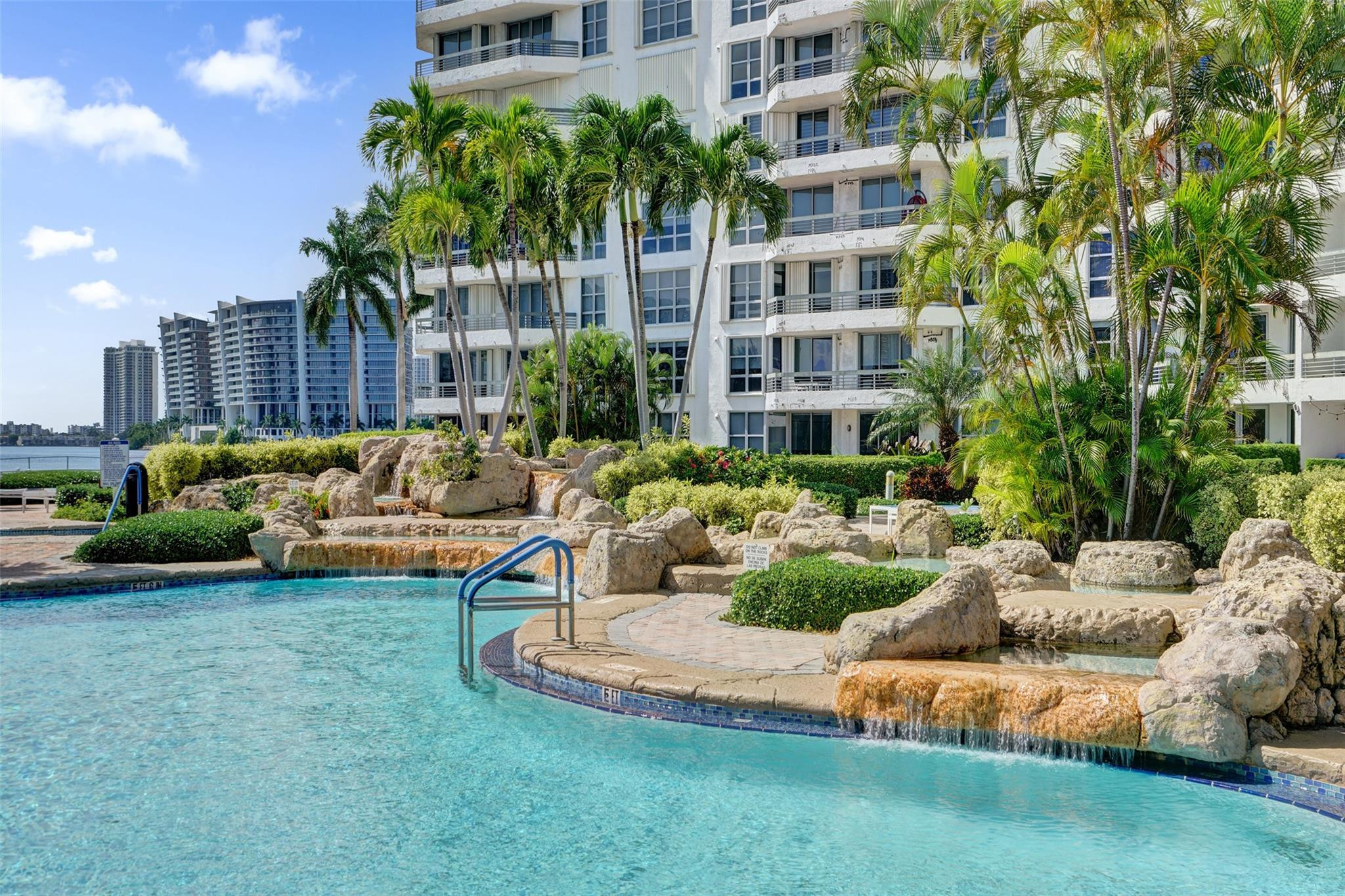 19101 NE 36th Court 1709