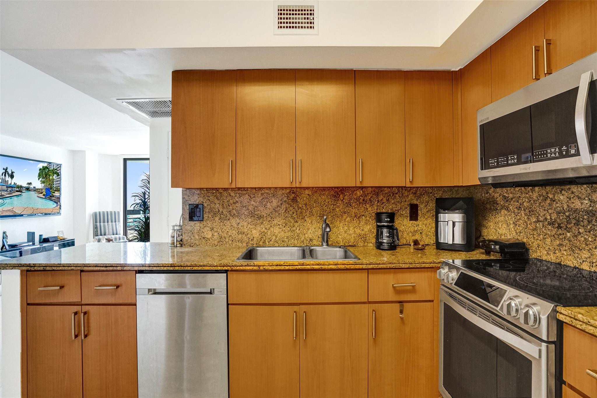 19101 NE 36th Court 1709