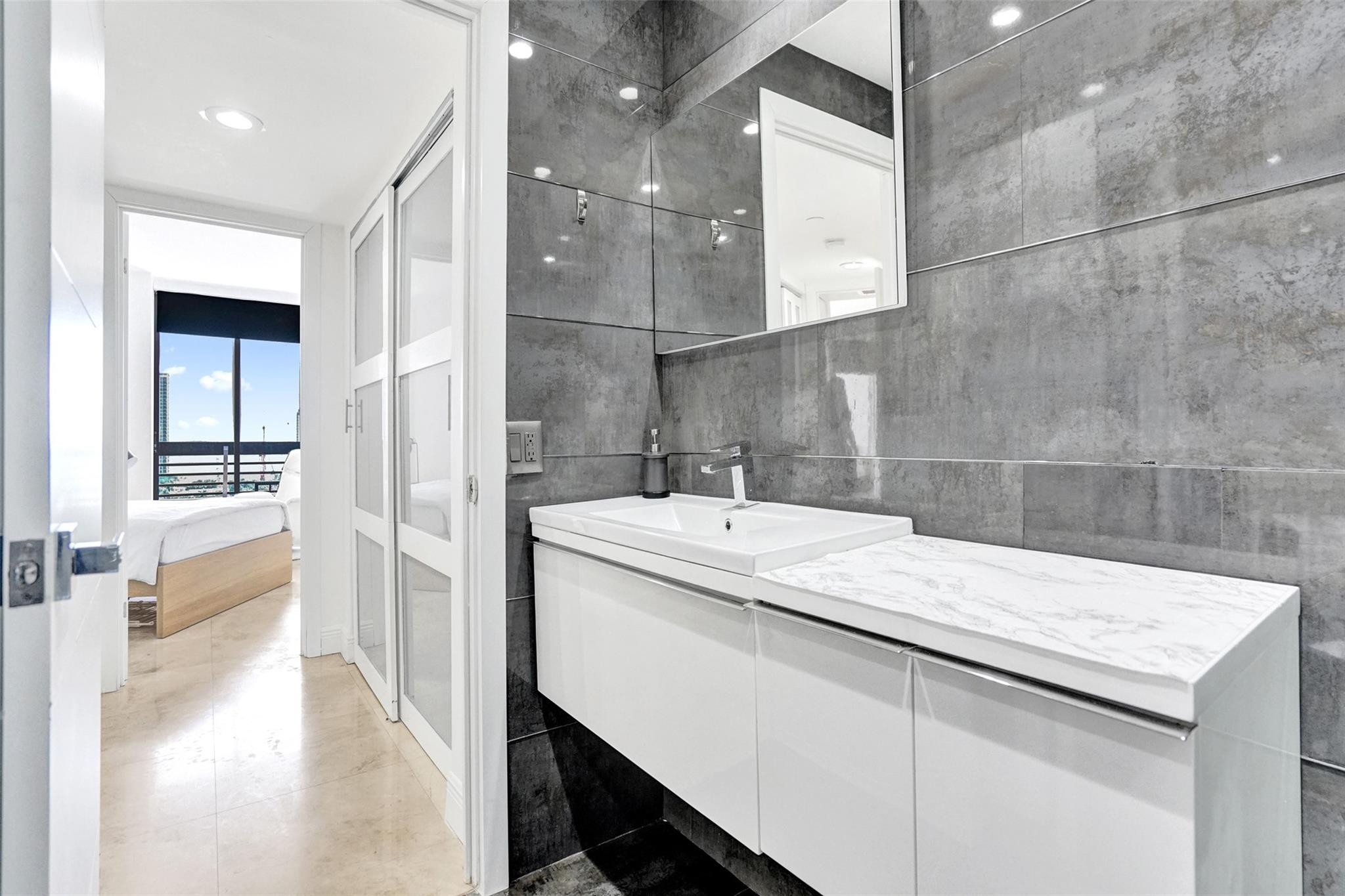 19101 NE 36th Court 1709