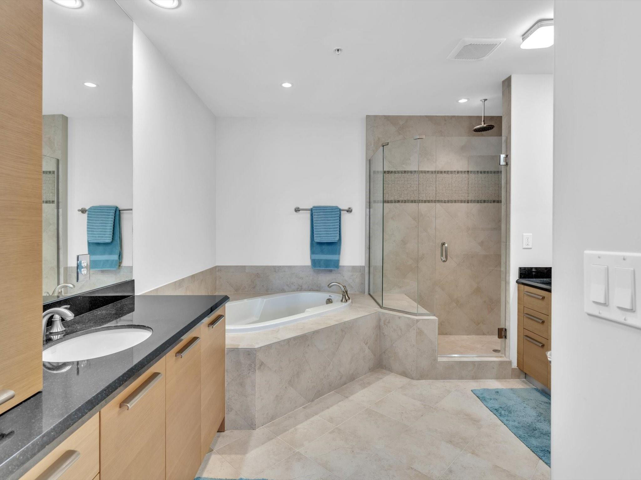 4444 El Mar Drive 3305, Lauderdale-By-The-Sea Unit: 3305