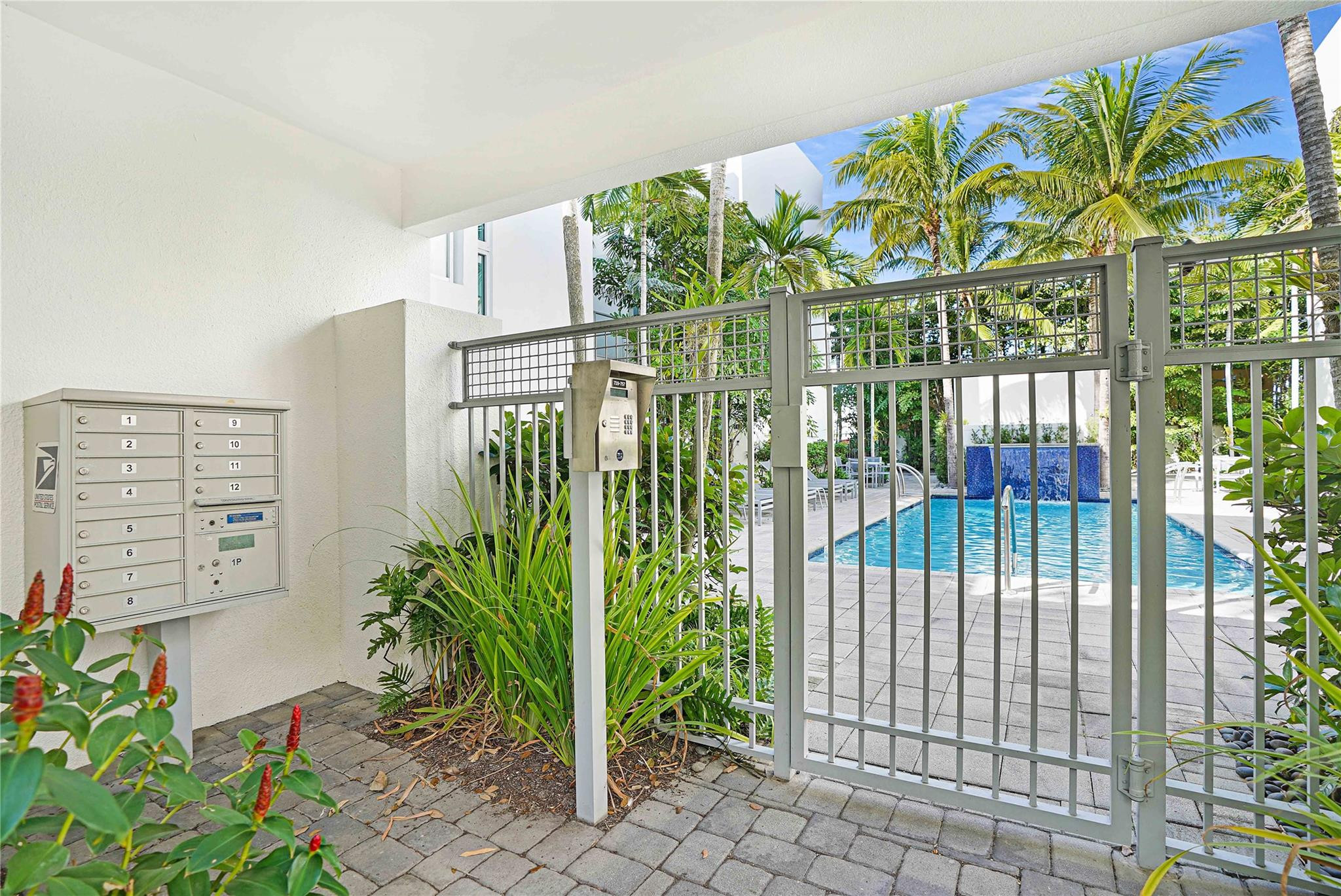 741 NE 4th Avenue 741