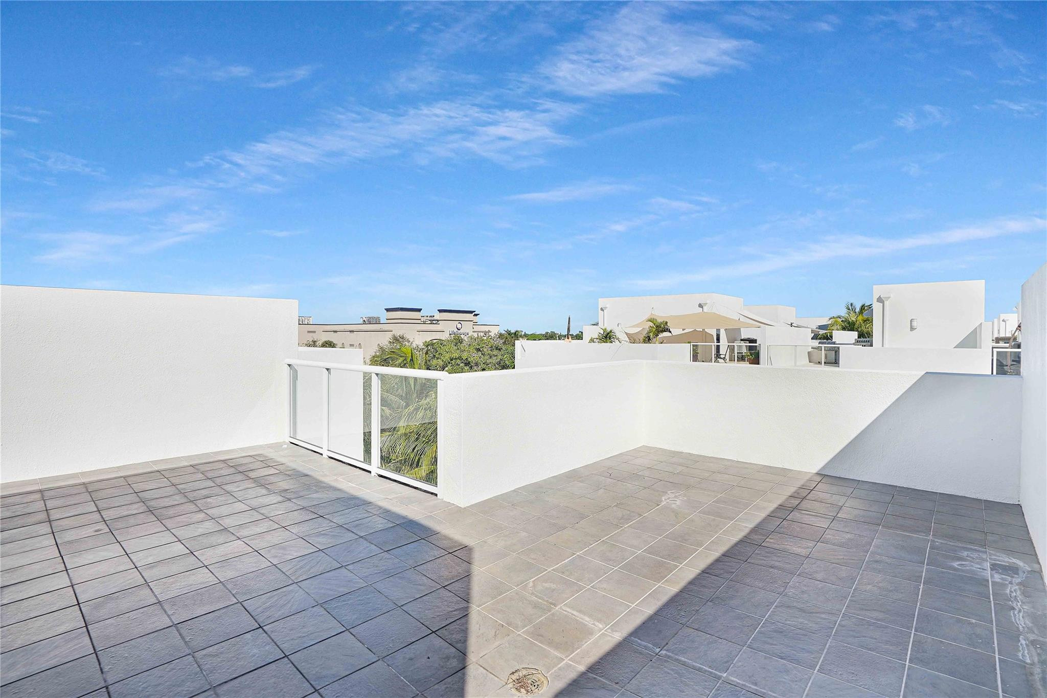 741 NE 4th Avenue 741