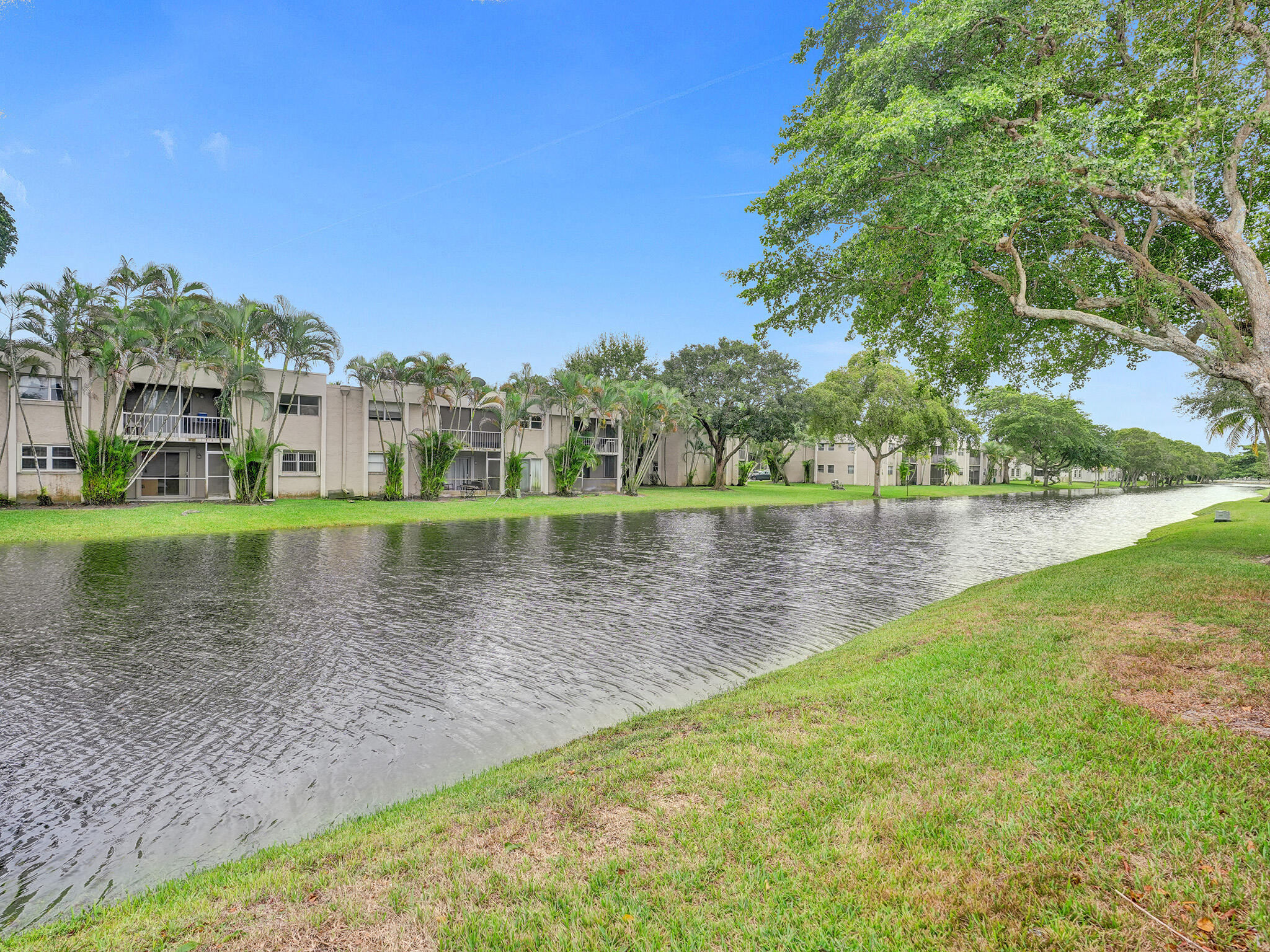 3747 E Valley Green Drive 76