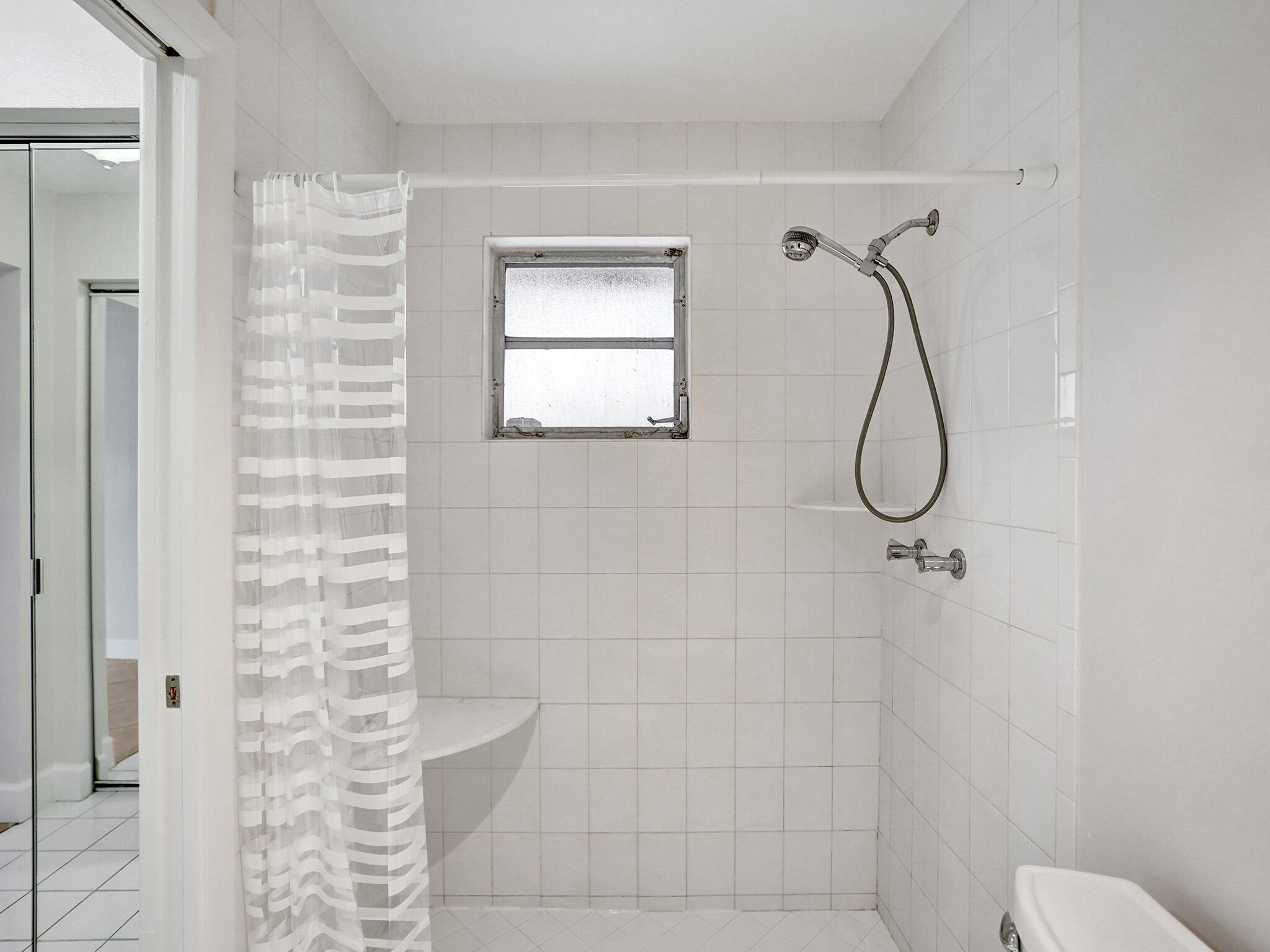 3747 E Valley Green Drive 76