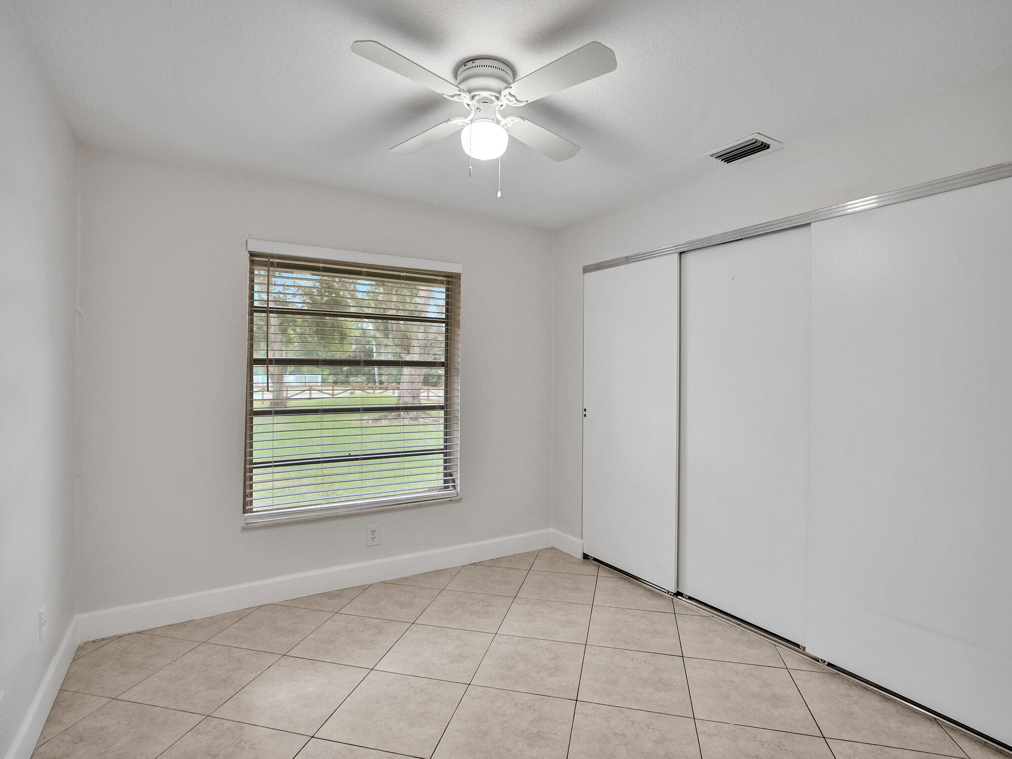 3747 E Valley Green Drive 76