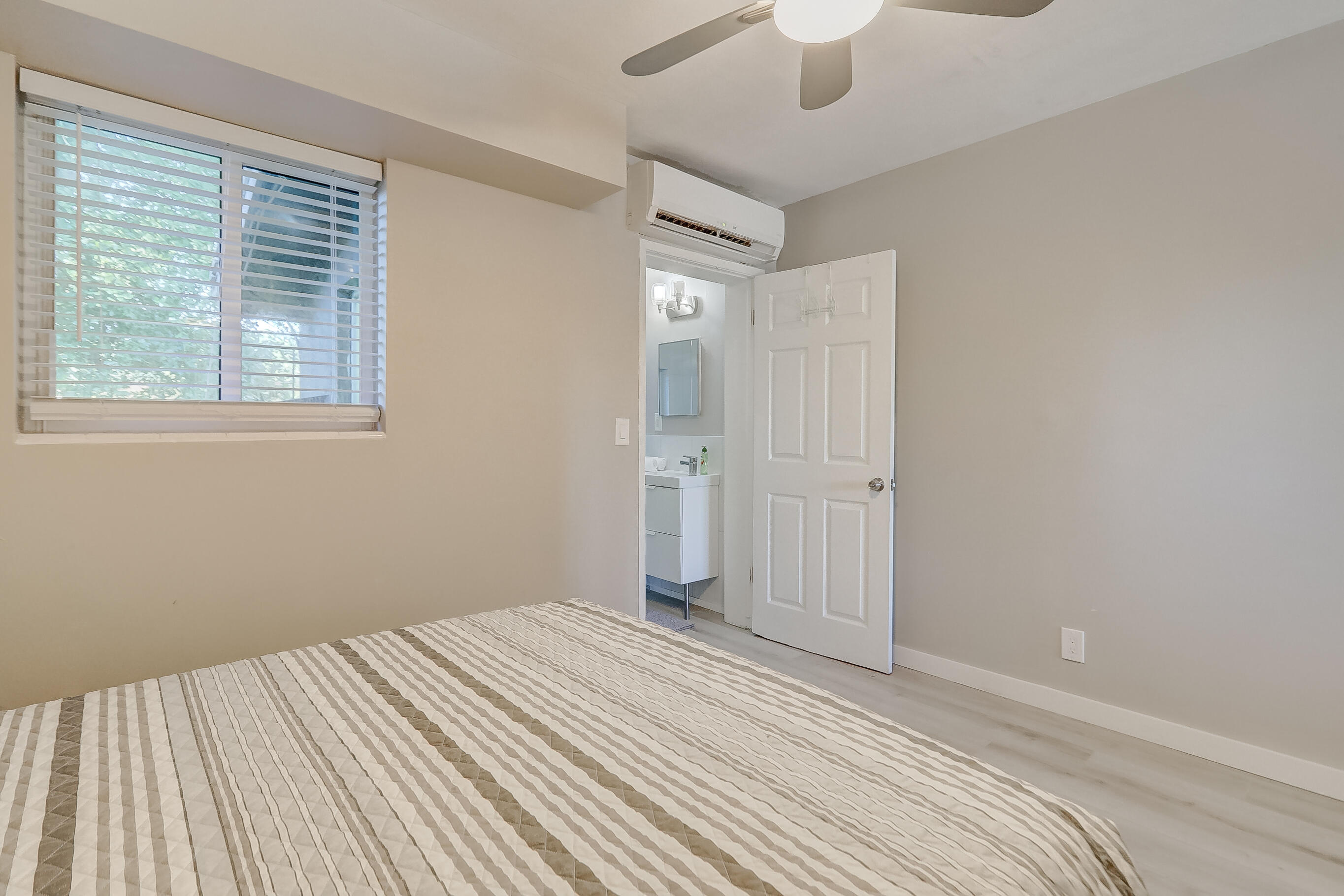 1100 NE 18th Court 1-8