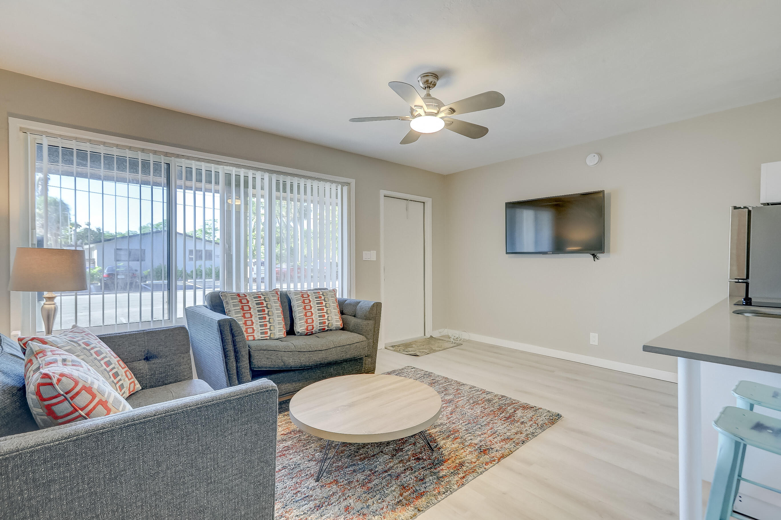 1100 NE 18th Court 1-8