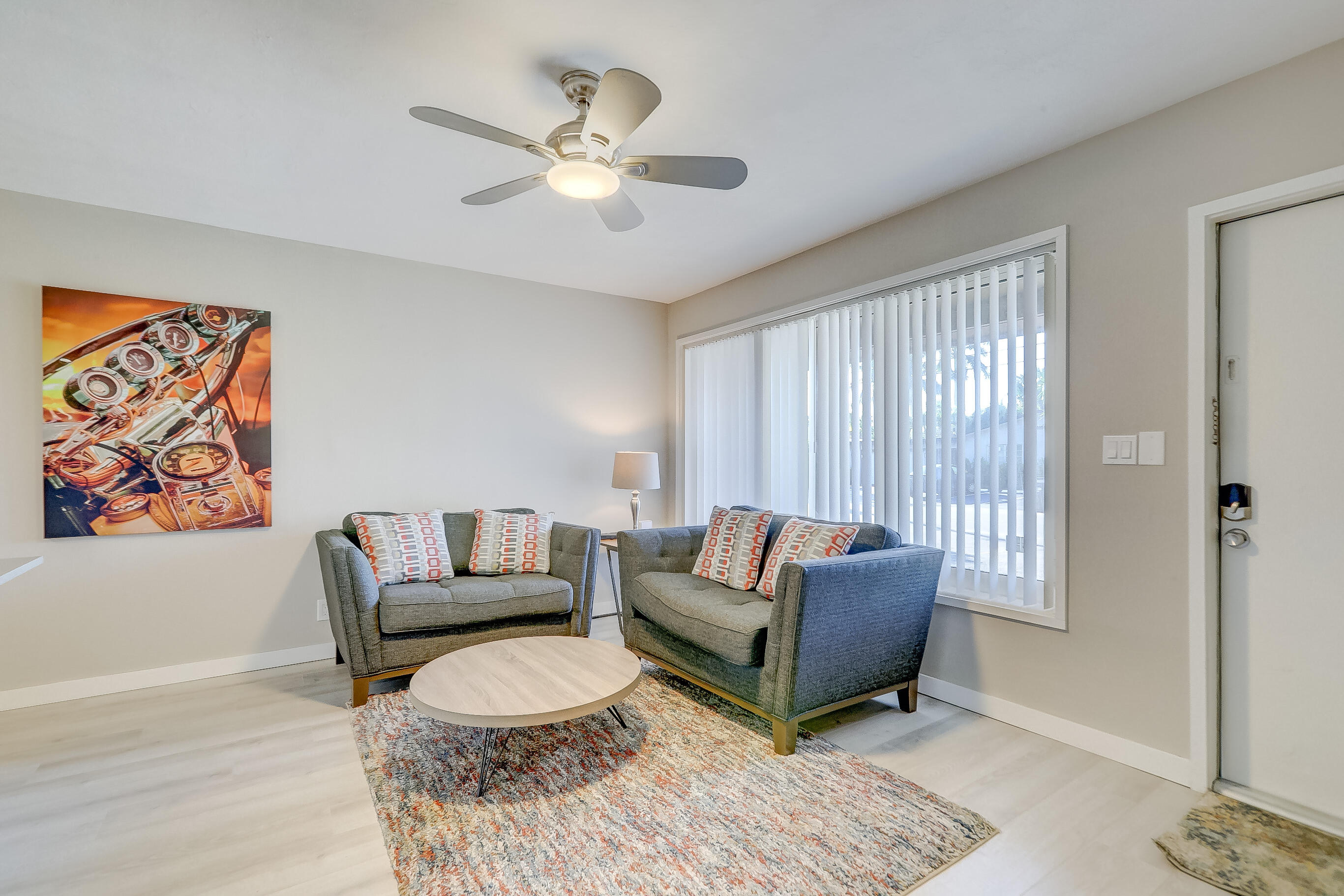 1100 NE 18th Court 1-8