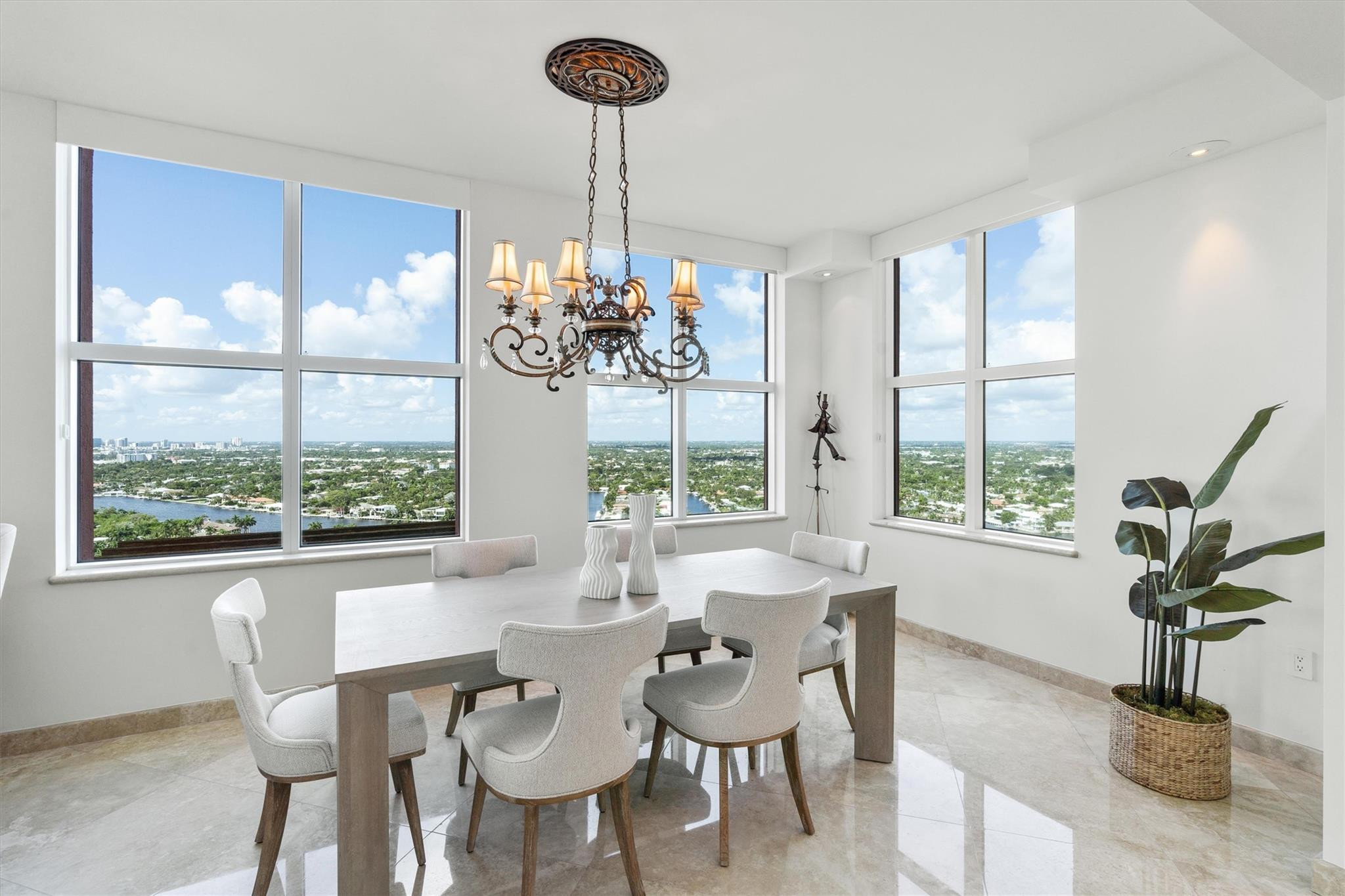 2110 N Ocean Blvd 26D