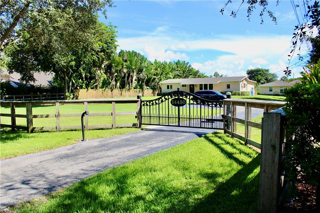 14450 SW 24th St