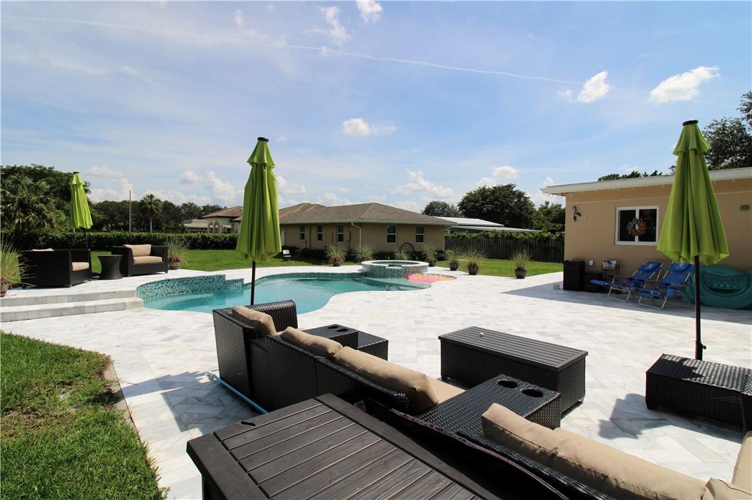 14450 SW 24th St