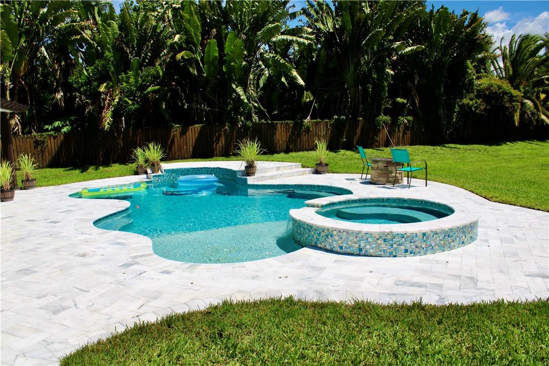 14450 SW 24th St
