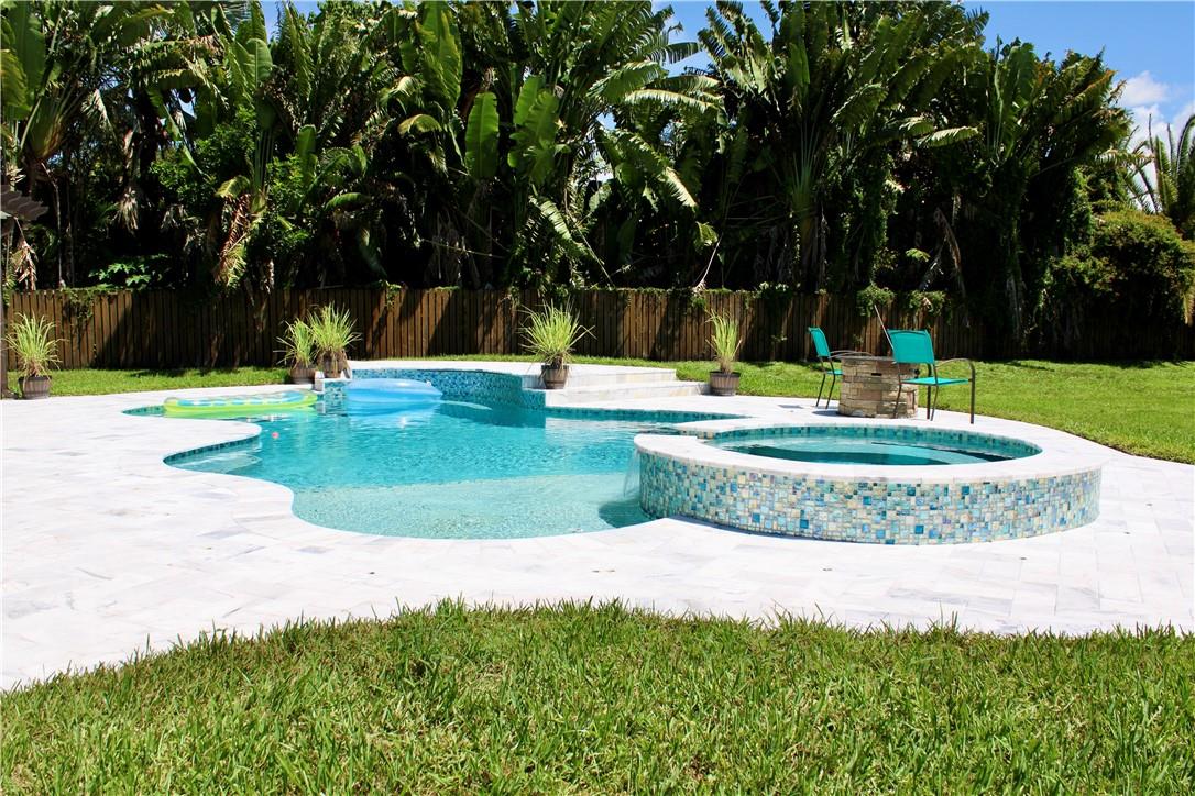 14450 SW 24th St