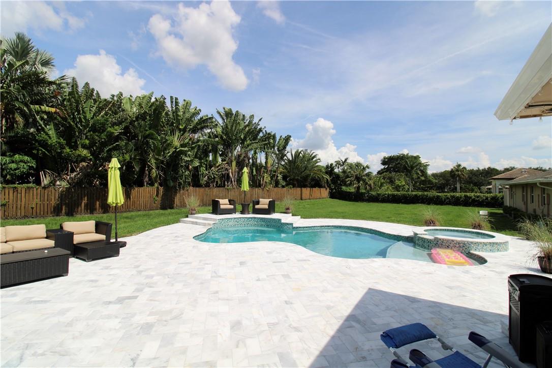 14450 SW 24th St