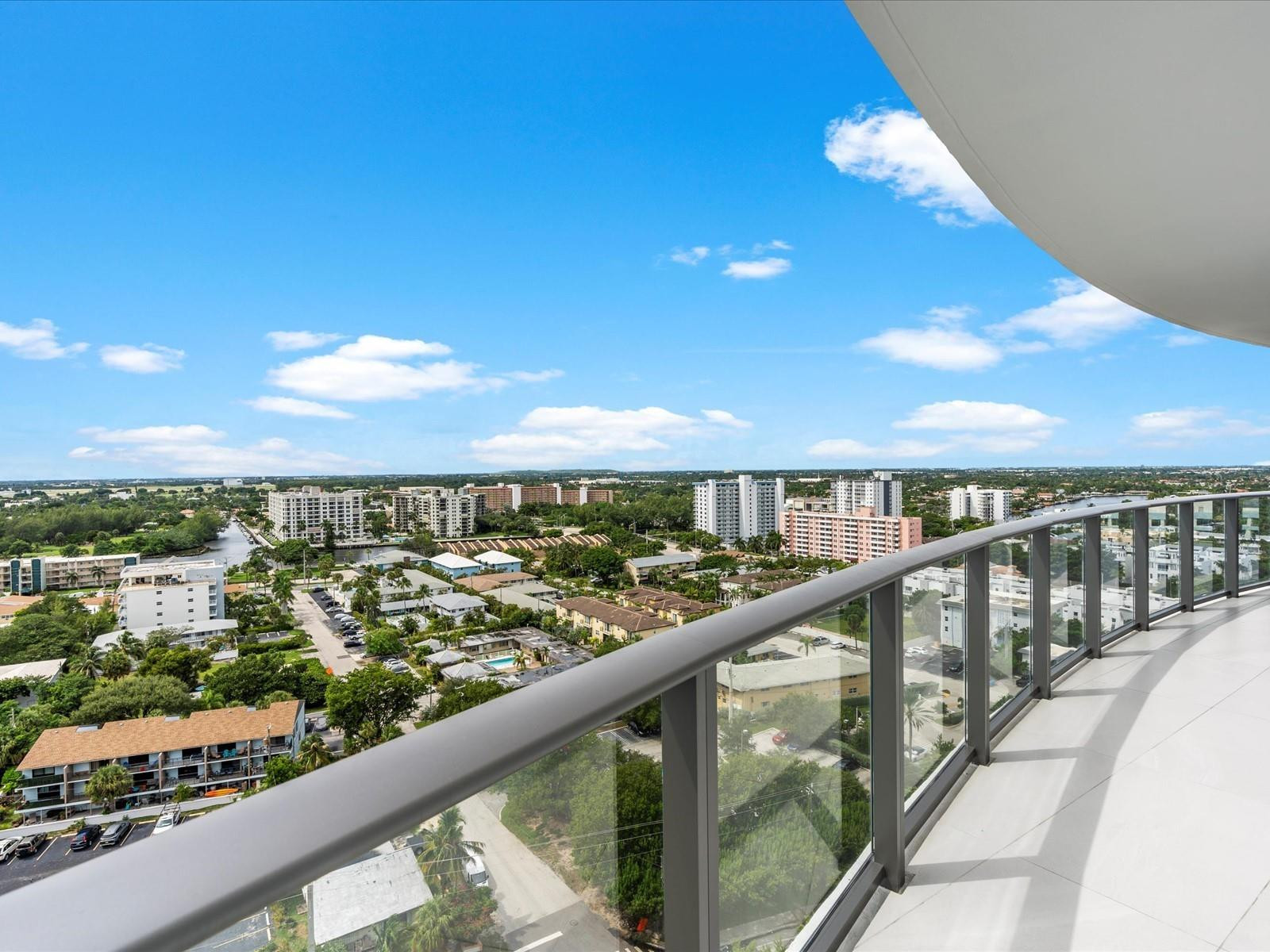 1116 N Ocean Blvd 1606