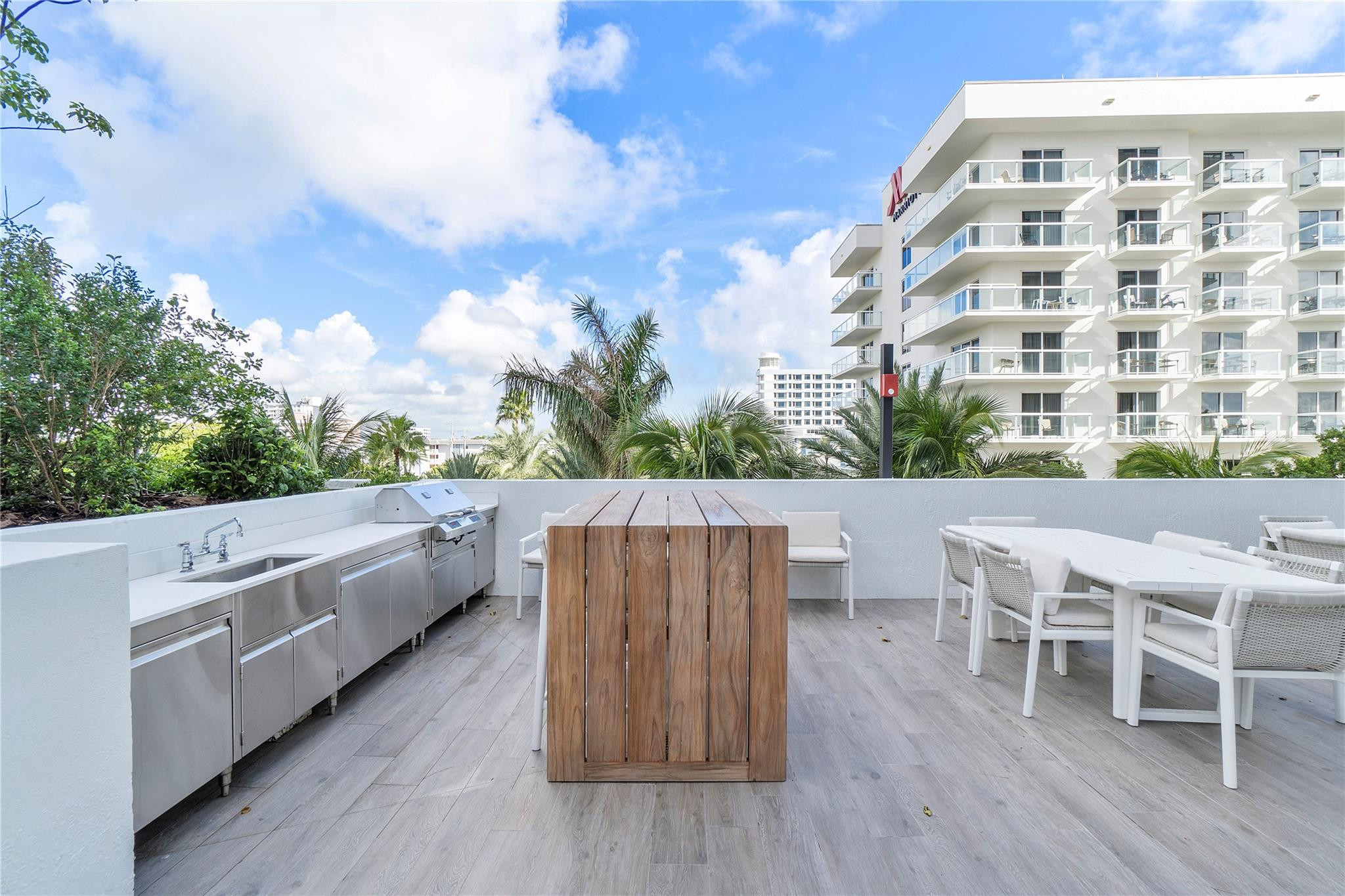 1116 N Ocean Blvd 1606