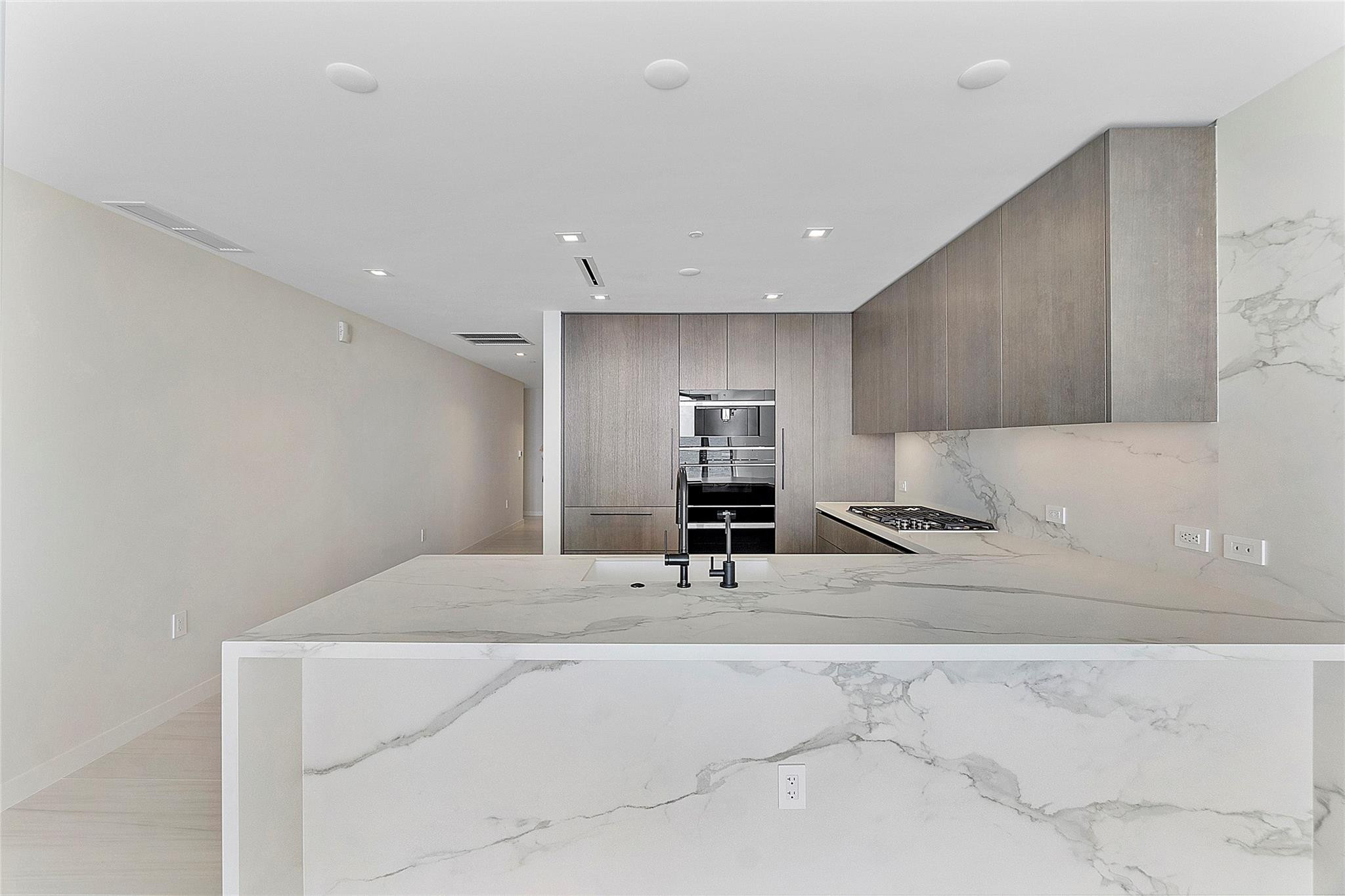 1116 N Ocean Blvd 504