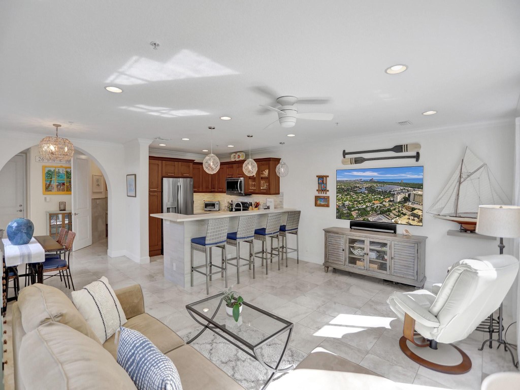 2610 NE 11th Ct 2610