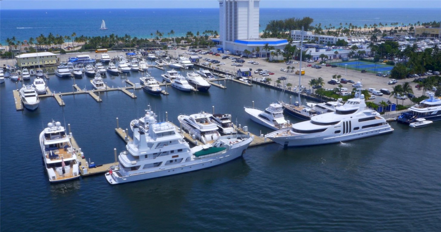 2610 NE 11th Ct 2610