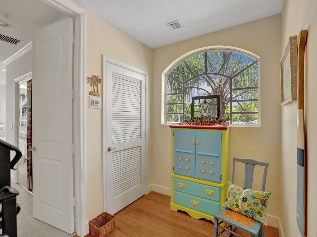 2610 NE 11th Ct 2610