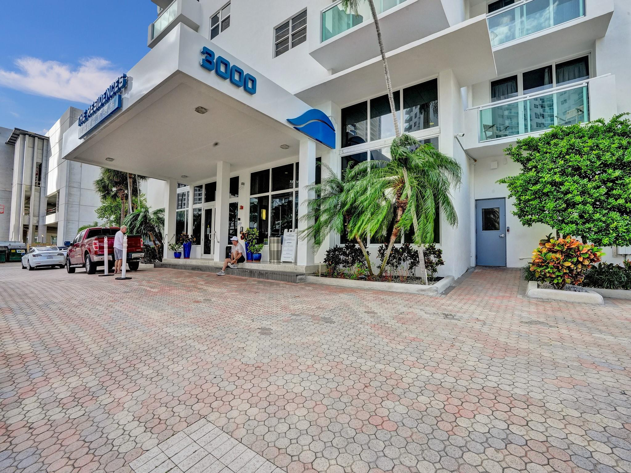 3000 S Ocean Dr 204