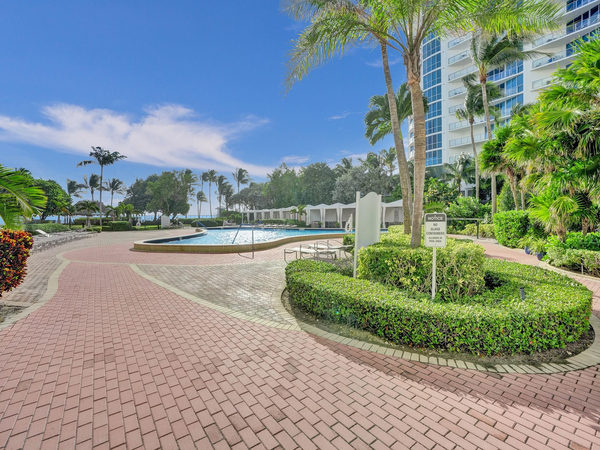 3000 S Ocean Dr 204