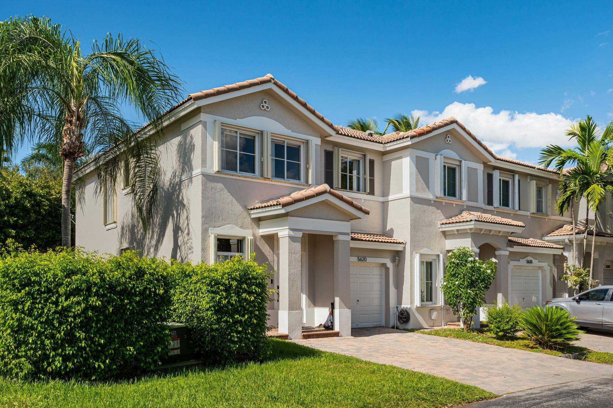5620 NW 113th Place, Doral