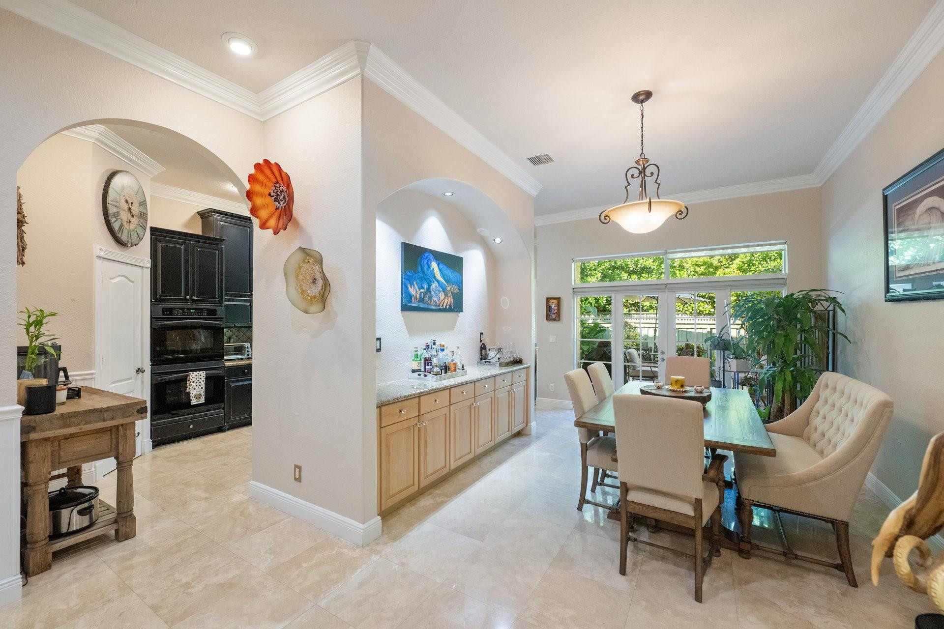 1421 Bayview Dr 1421