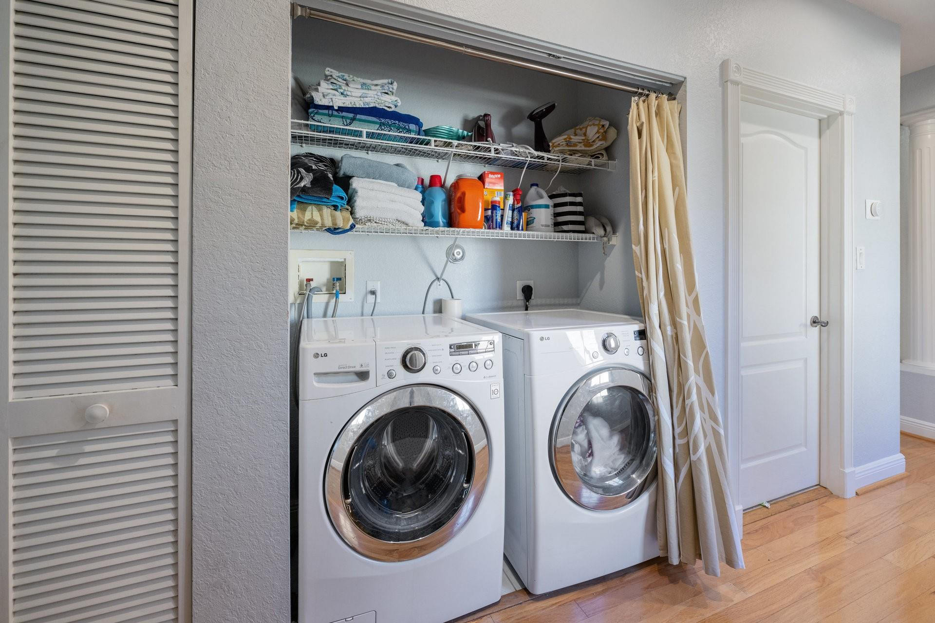 1421 Bayview Dr 1421