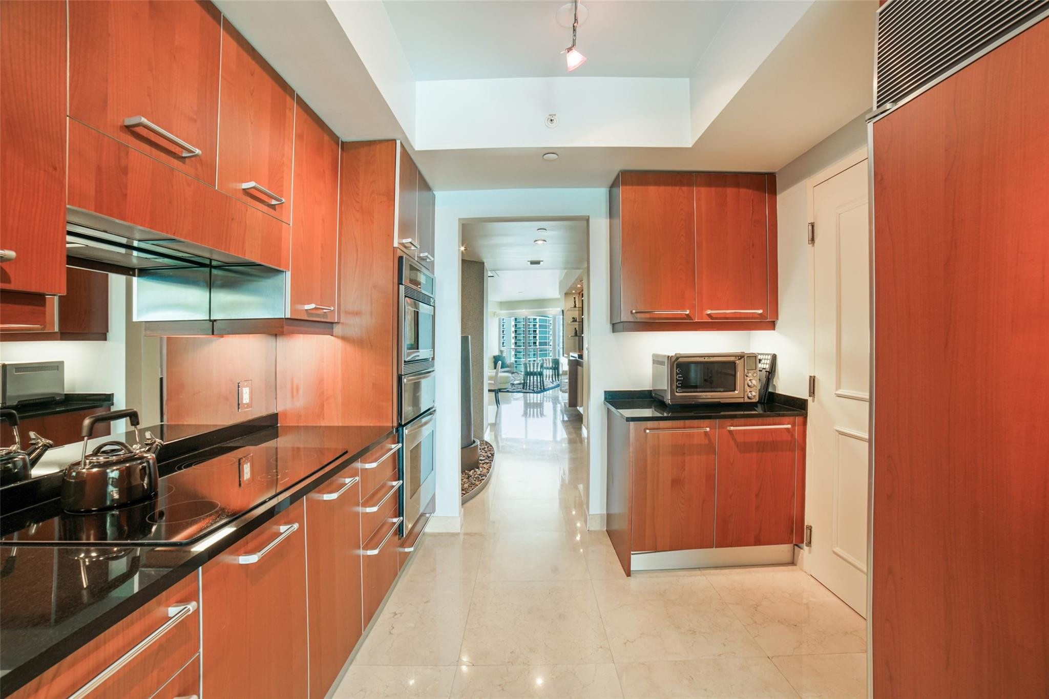 3101 S Ocean Dr 3707