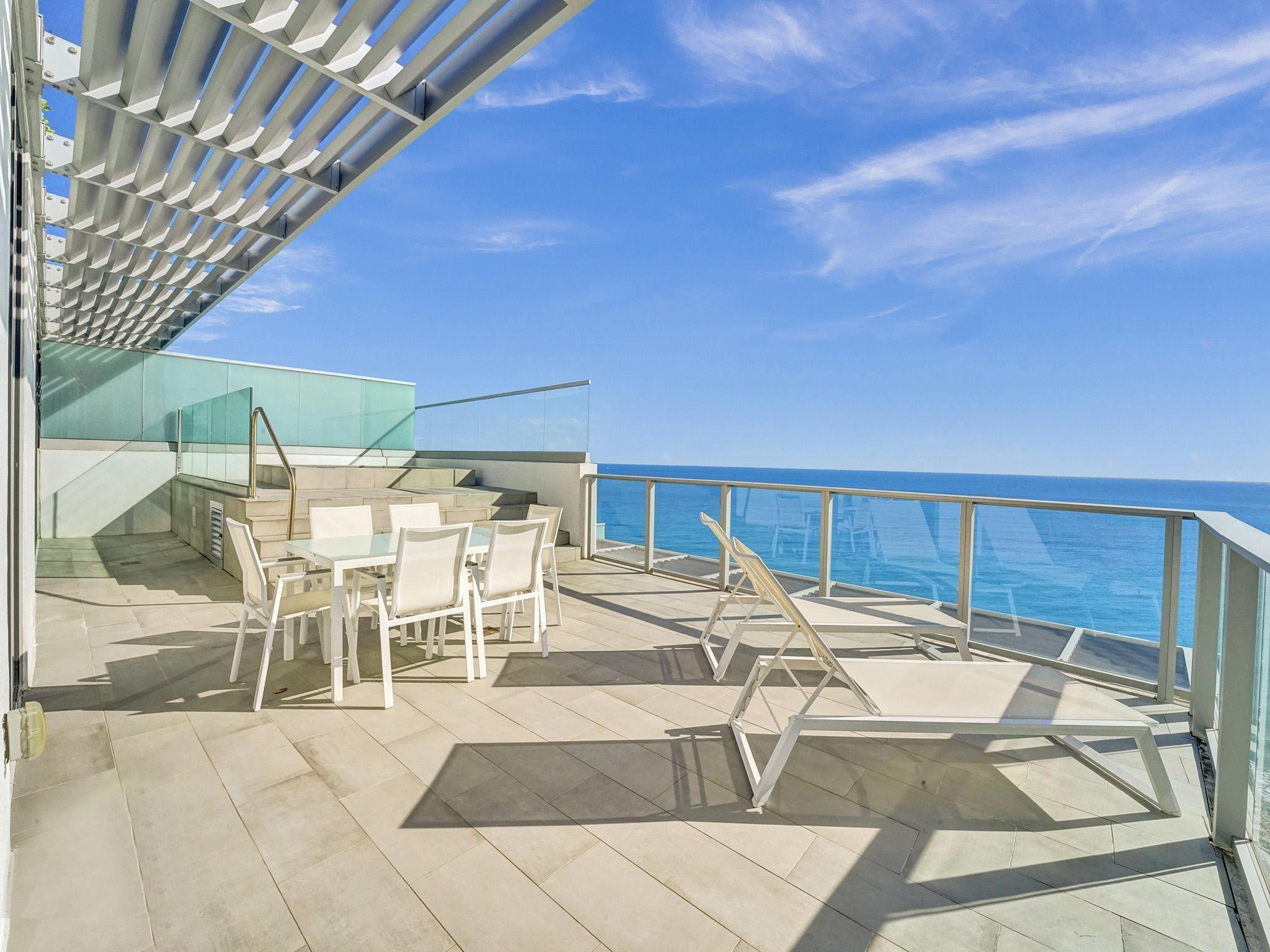 2200 N Ocean Blvd N903