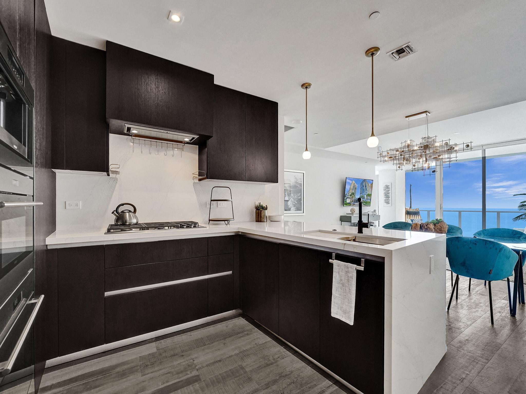 2200 N Ocean Blvd N903