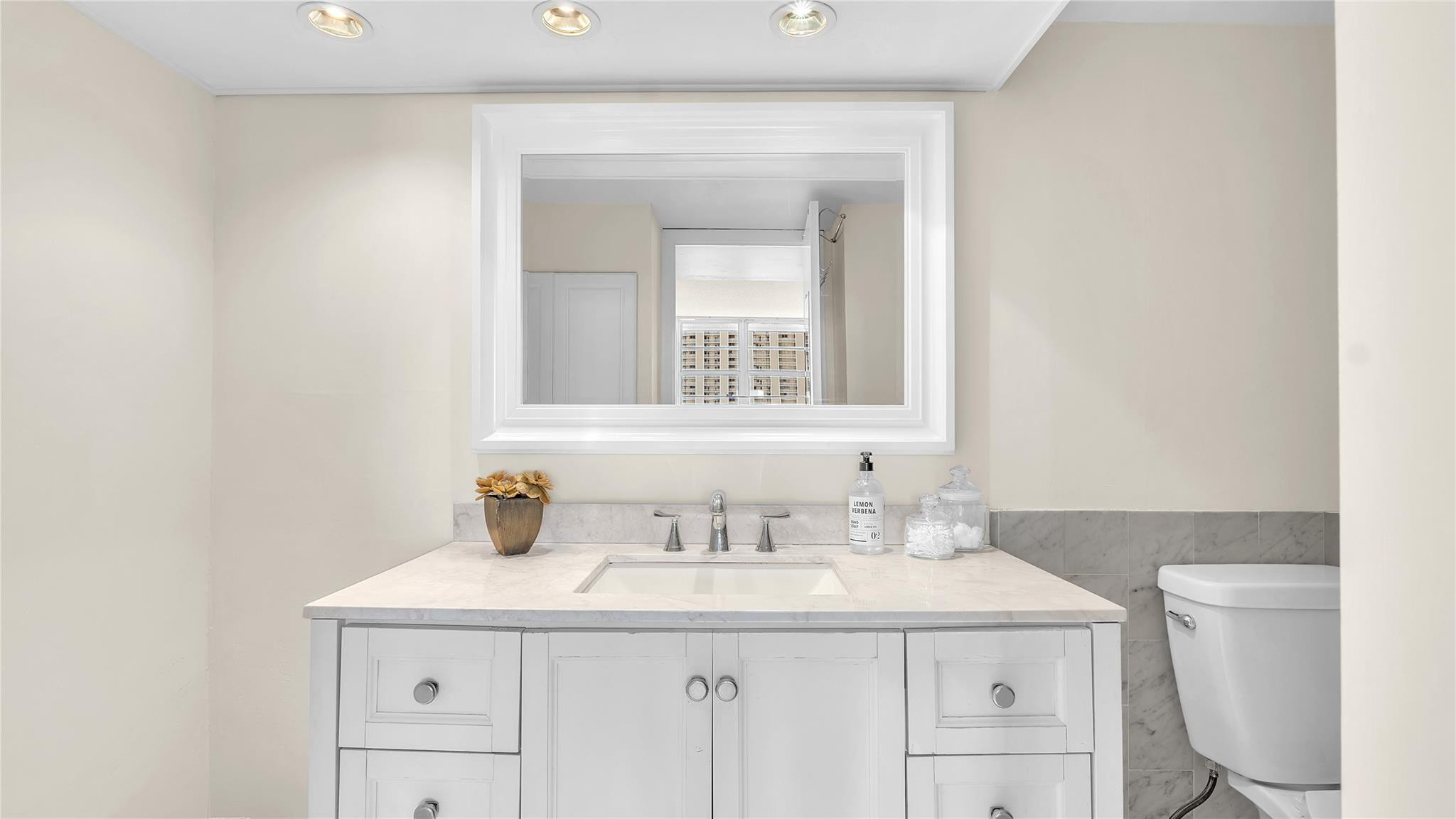 1012 N Ocean Boulevard 910, Pompano Beach Unit: 910