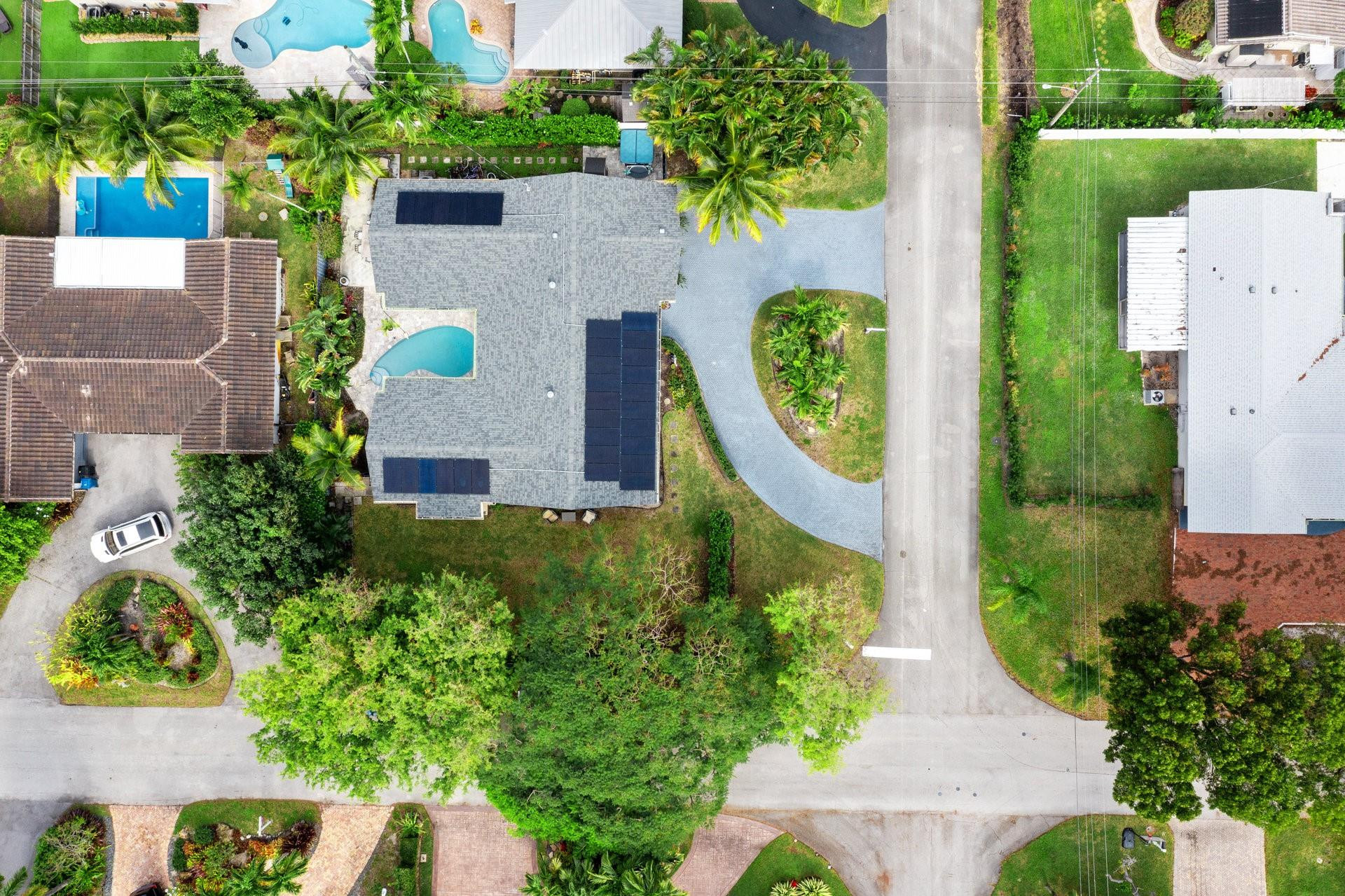 2095 NE 55th Street