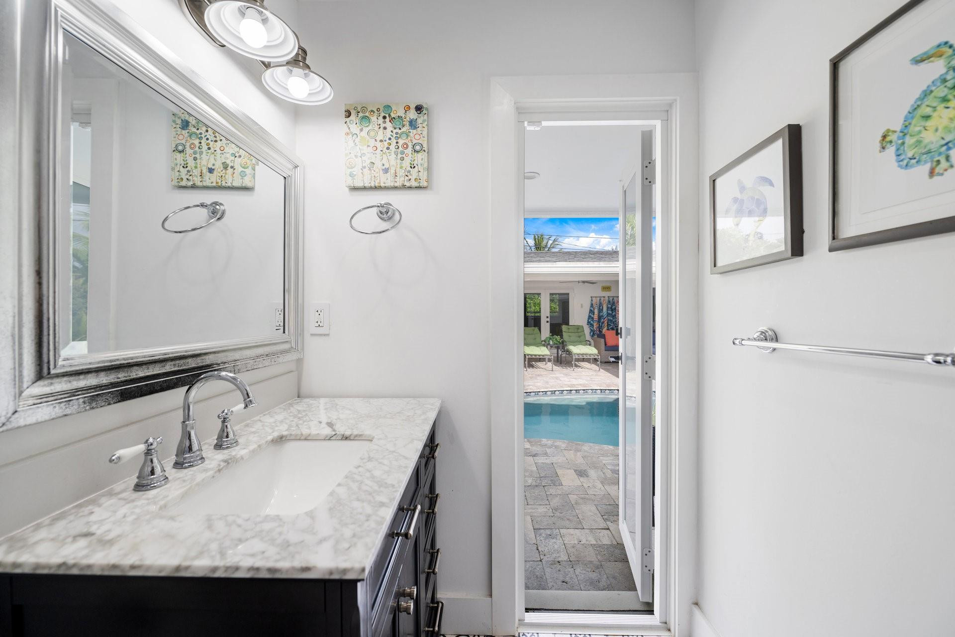 2095 NE 55th Street