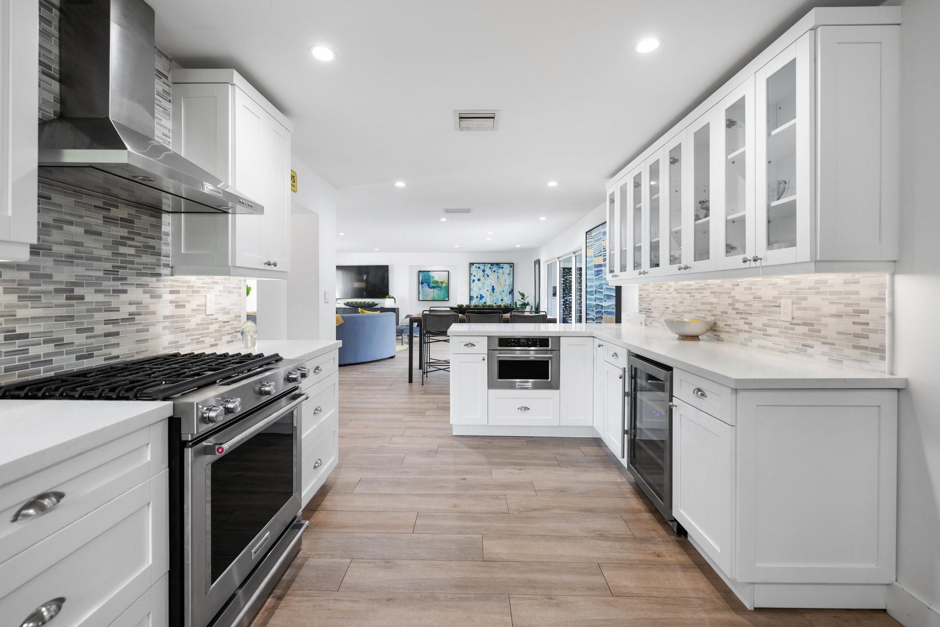2095 NE 55th Street