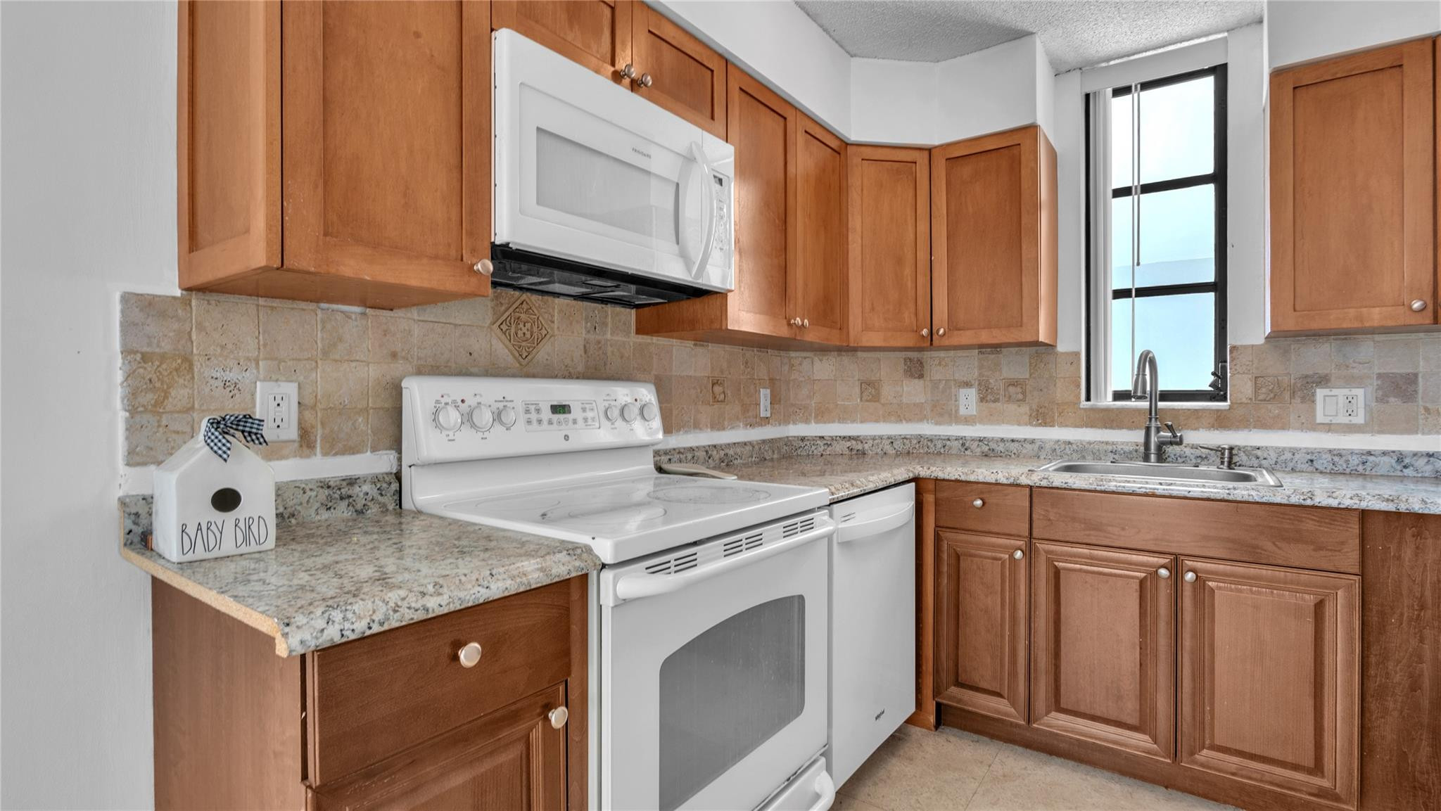 1000 S Ocean Boulevard PHF, Pompano Beach Unit: PHF