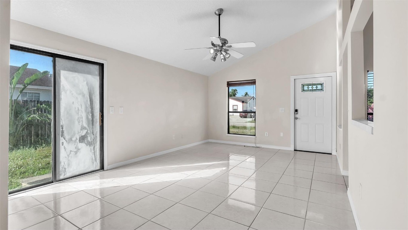10684 Bobbie Lane, Royal Palm Beach