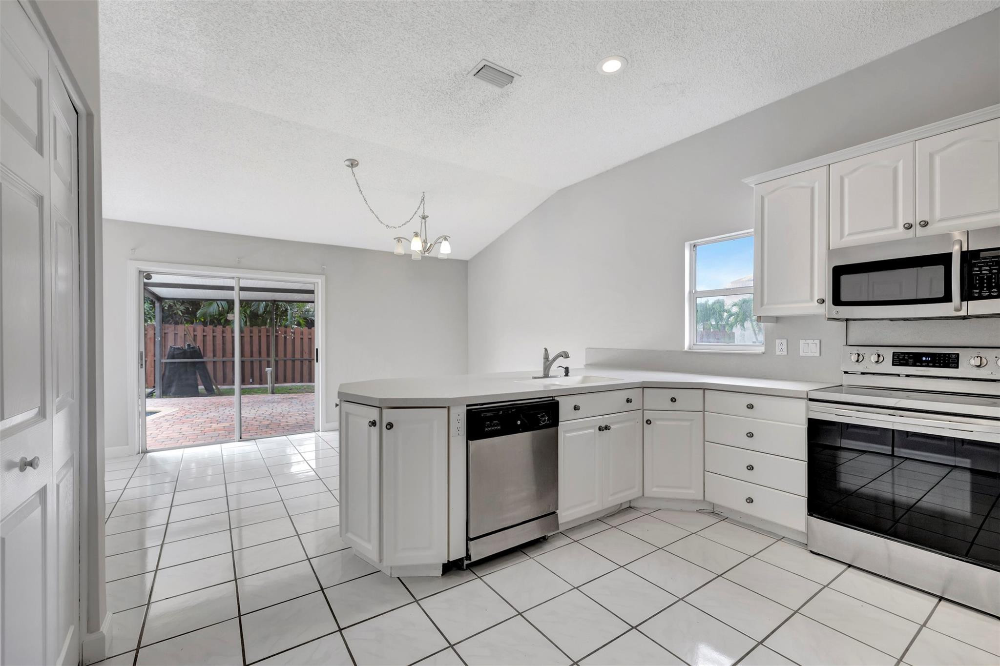 6264 Jaipur Court, Boynton Beach
