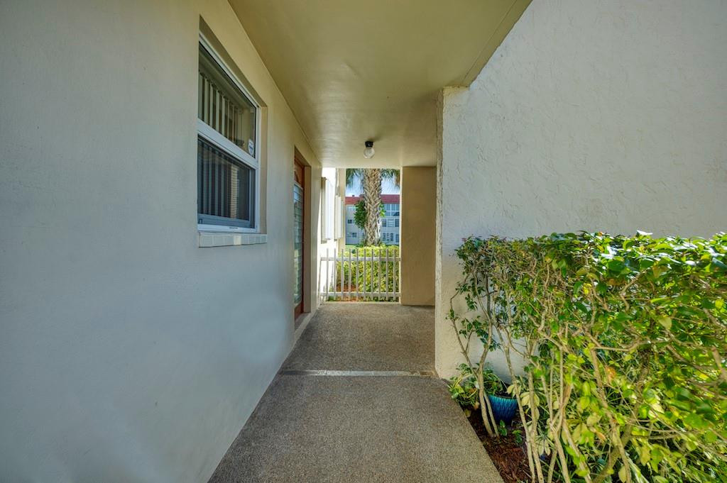 3001 E Sunrise Lakes Dr 112